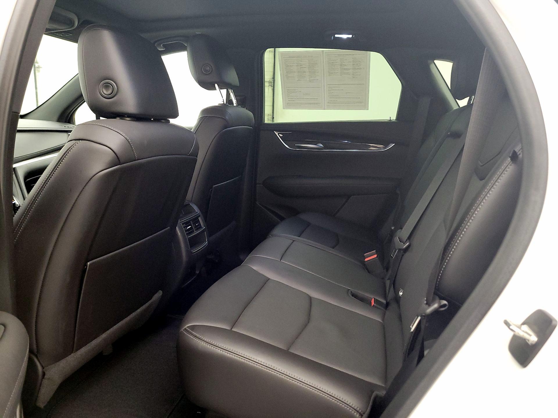 Thumbnail: 2021 Cadillac XT5 - 19