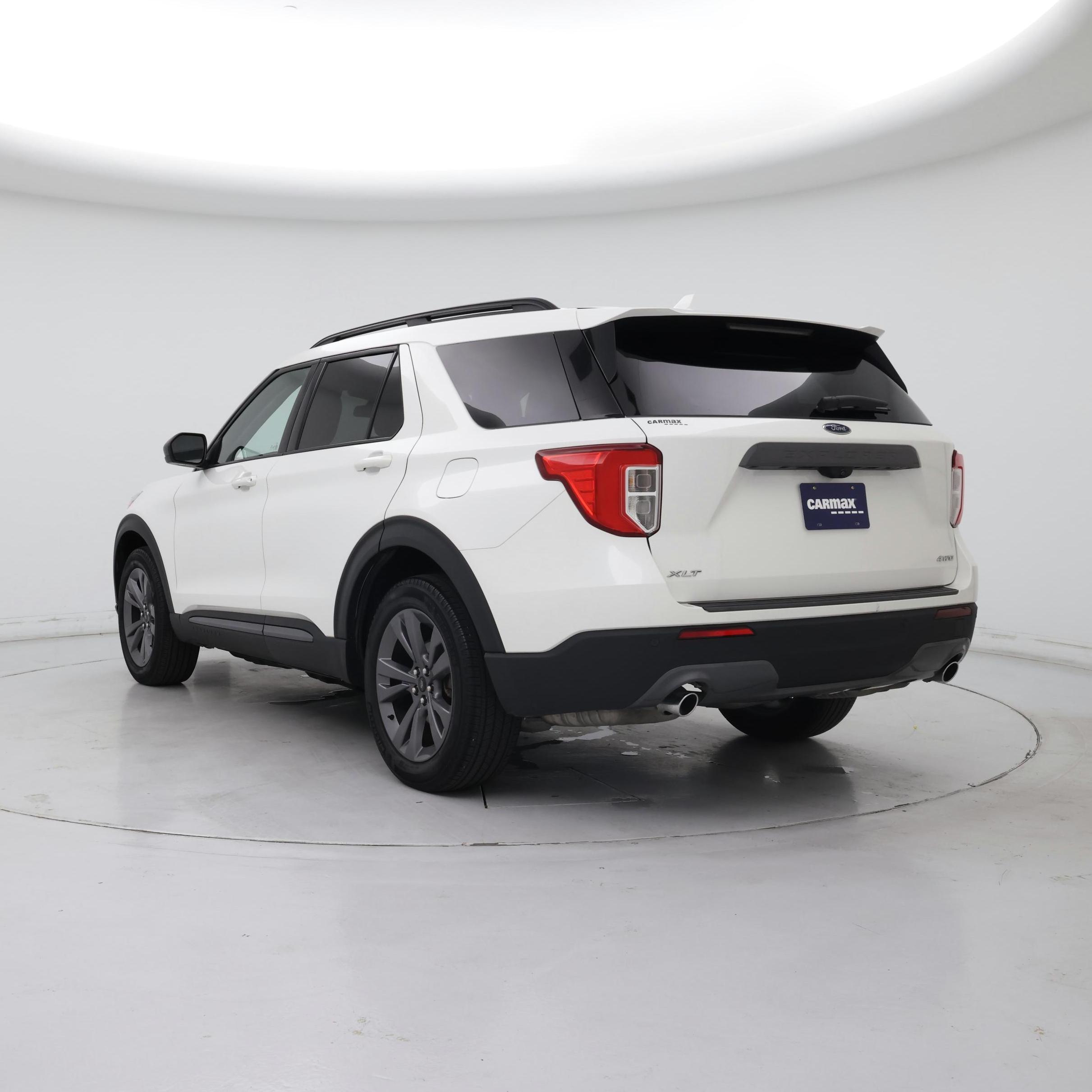 Thumbnail: 2022 Ford Explorer - 2