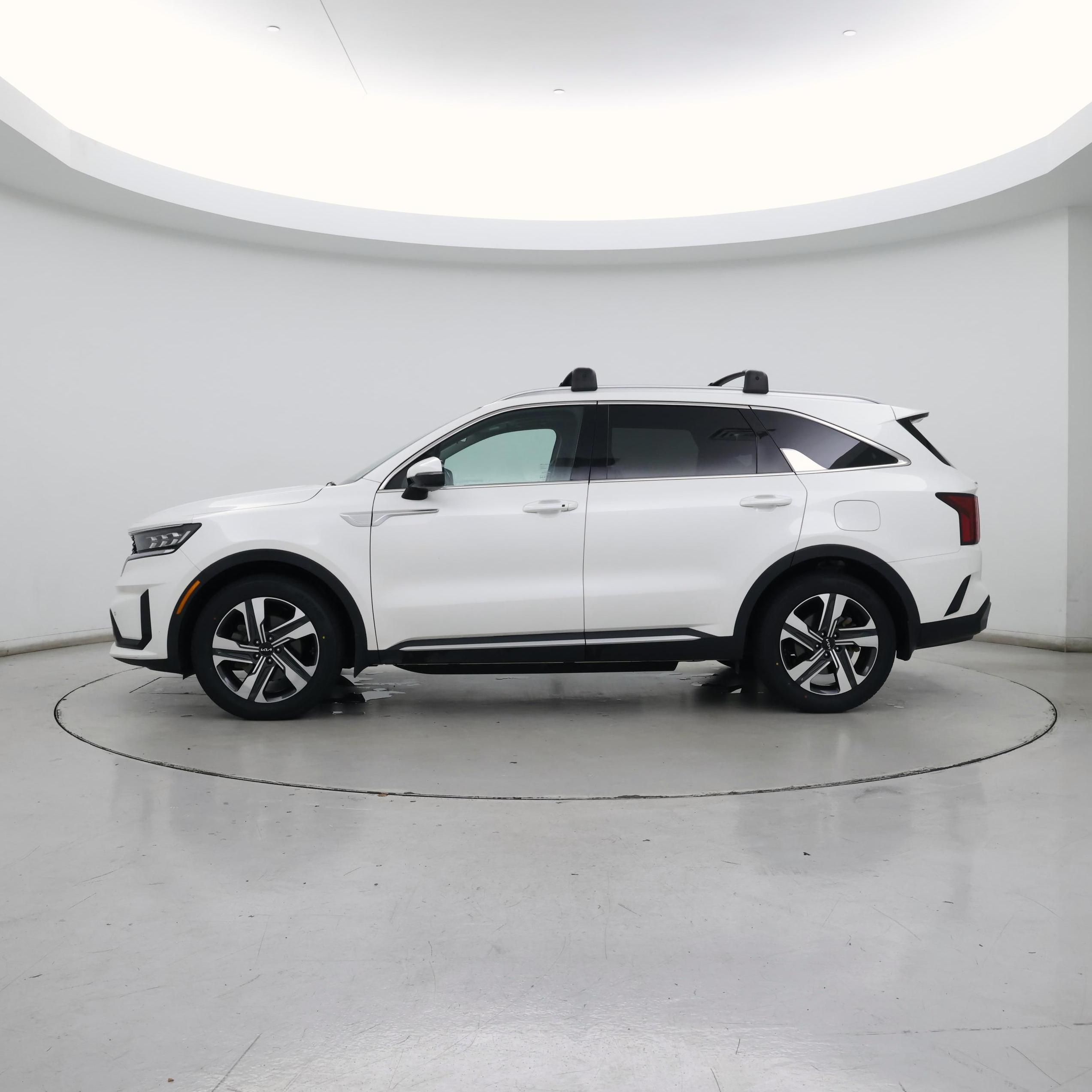 Thumbnail: 2022 Kia Sorento - 3