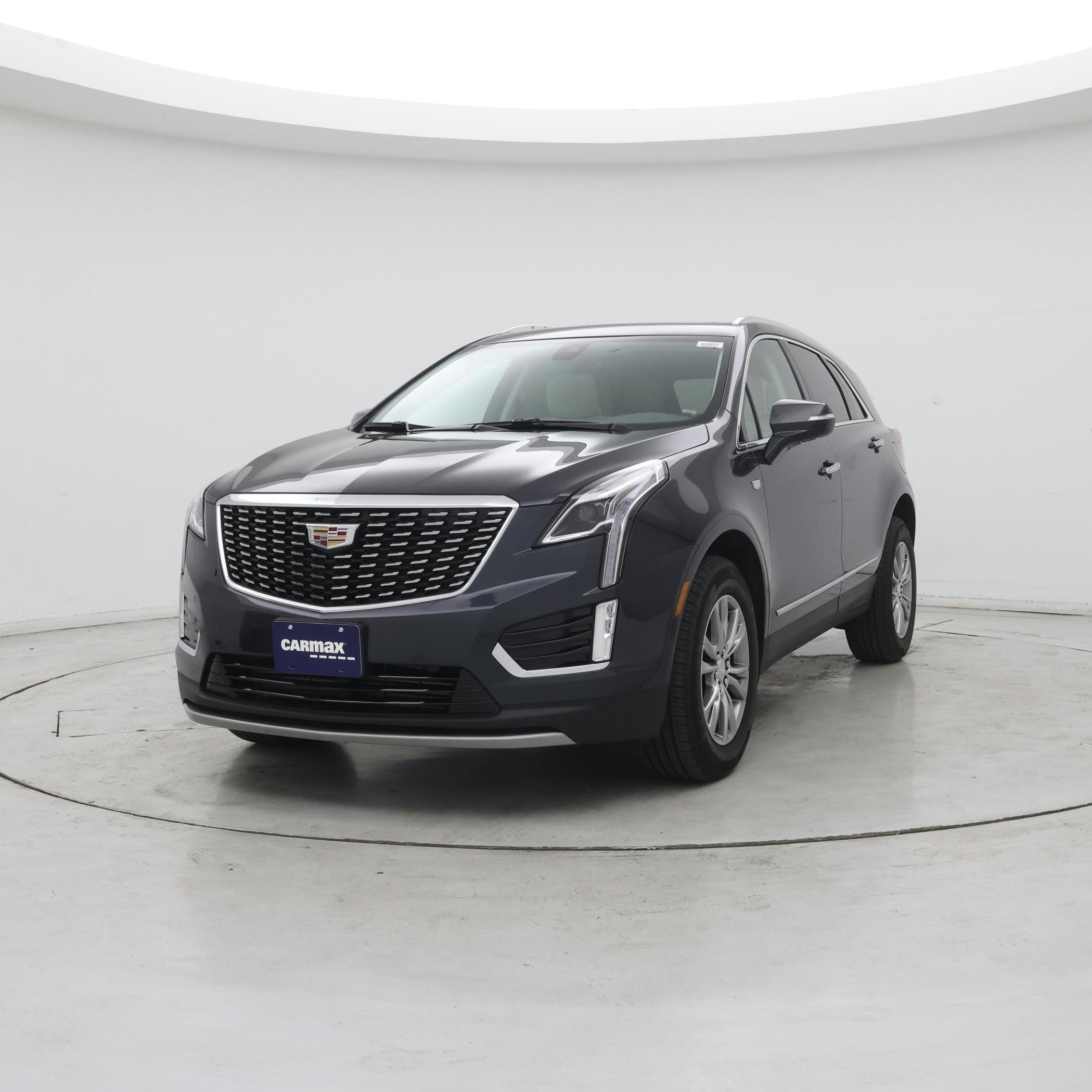 Thumbnail: 2023 Cadillac XT5 - 4