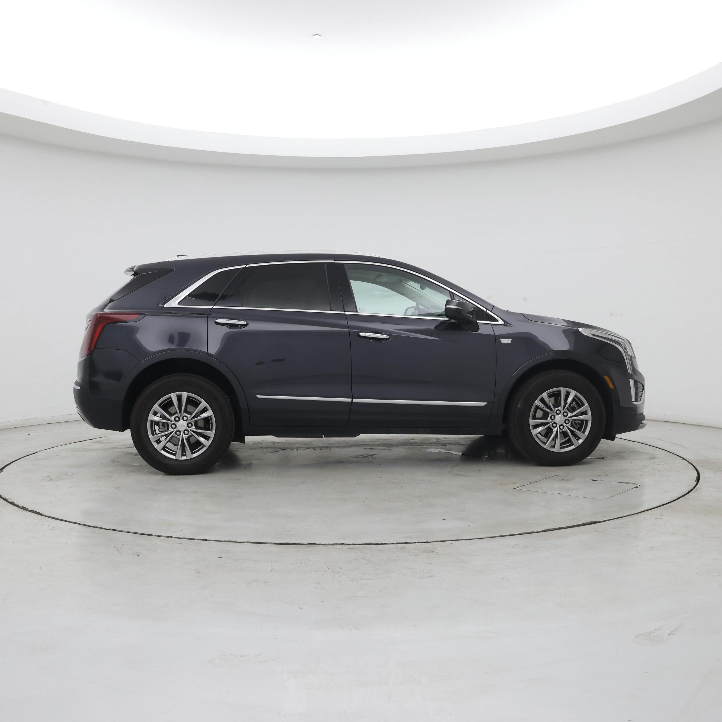 Thumbnail: 2023 Cadillac XT5 - 7