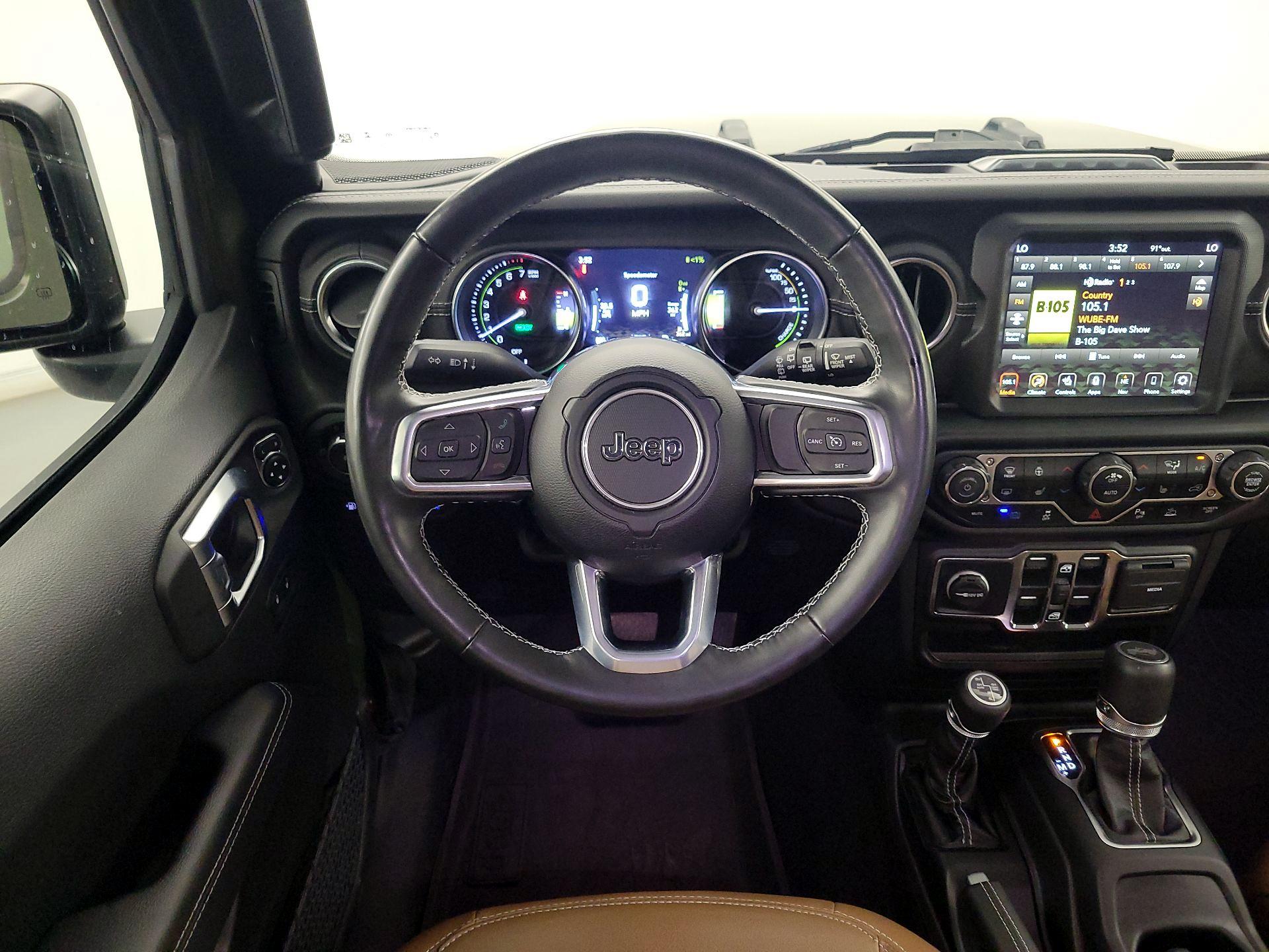 Thumbnail: 2022 Jeep Wrangler - 10