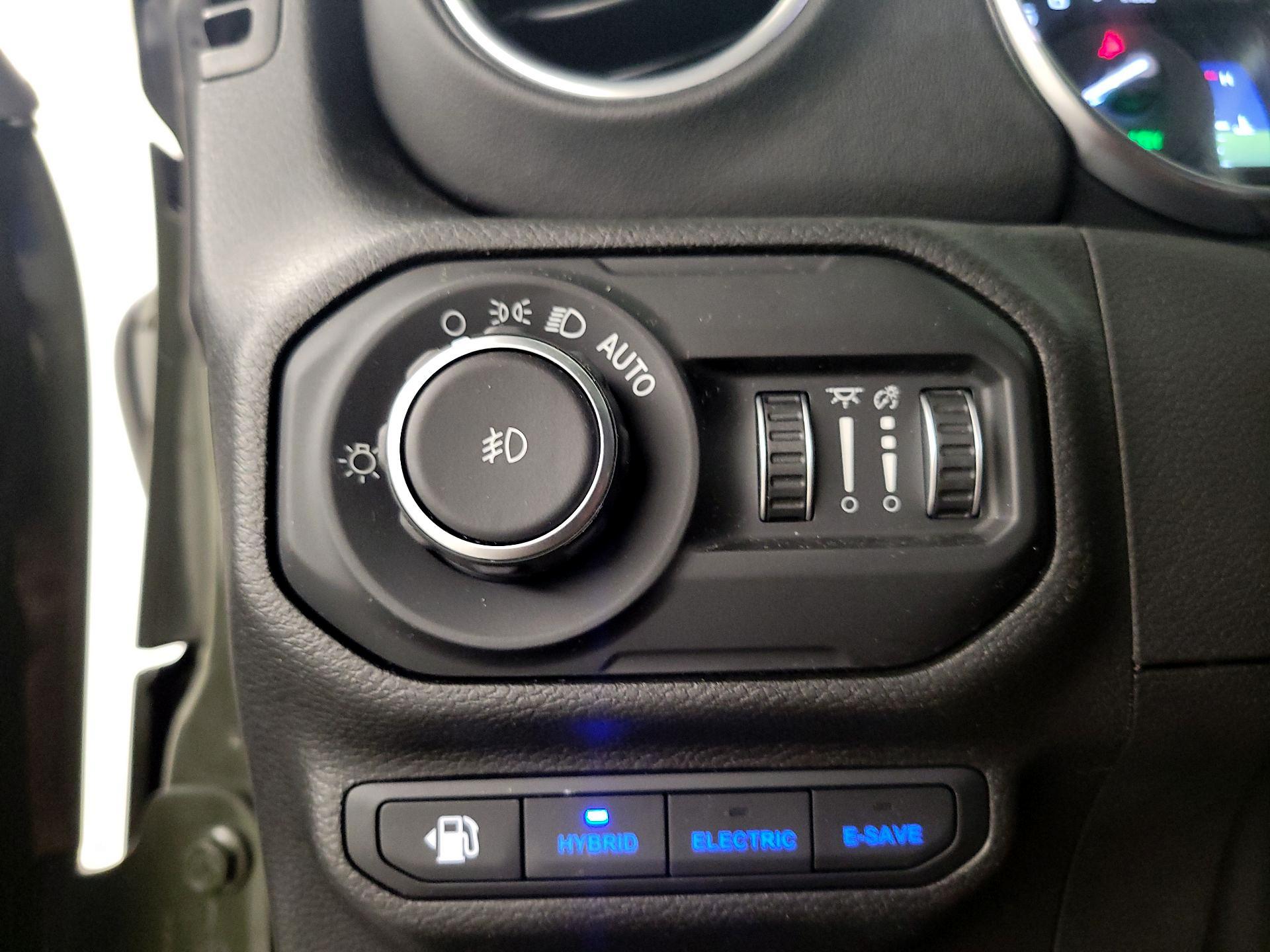 Thumbnail: 2022 Jeep Wrangler - 13
