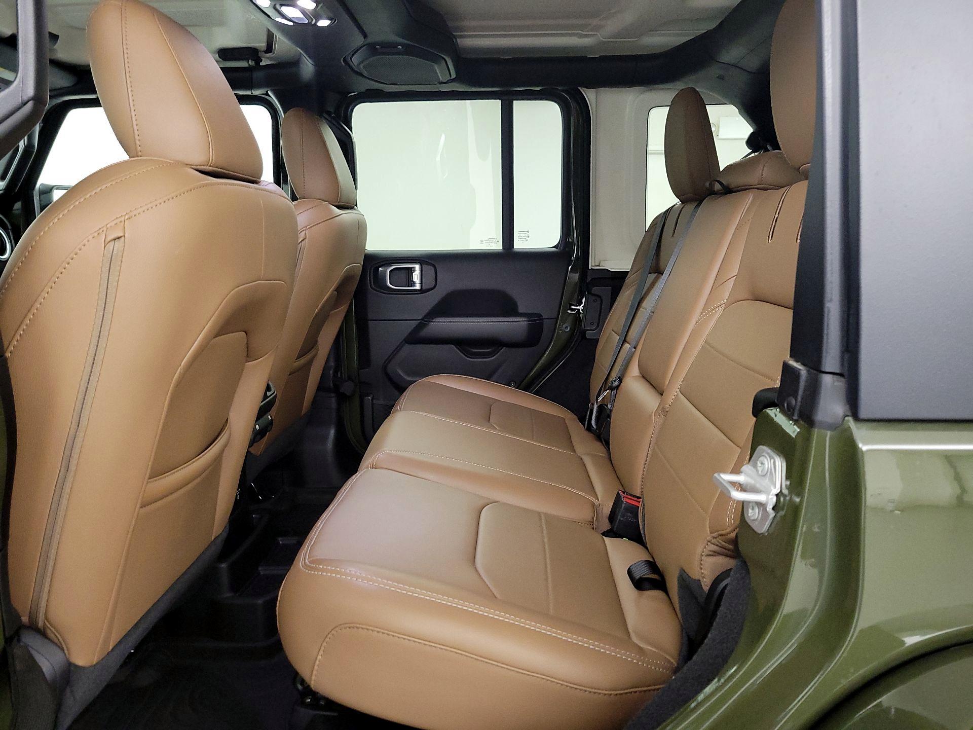 Thumbnail: 2022 Jeep Wrangler - 20
