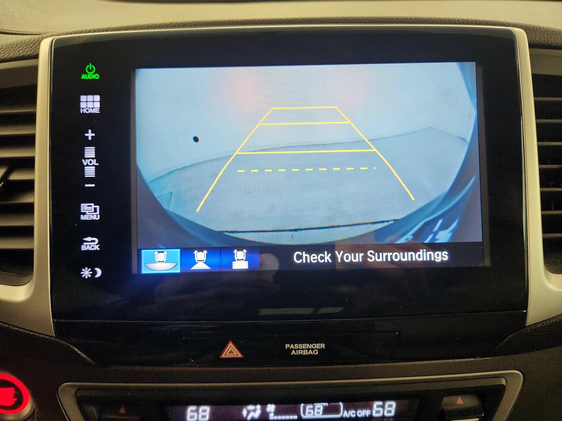 Thumbnail: 2016 Honda Pilot - 12