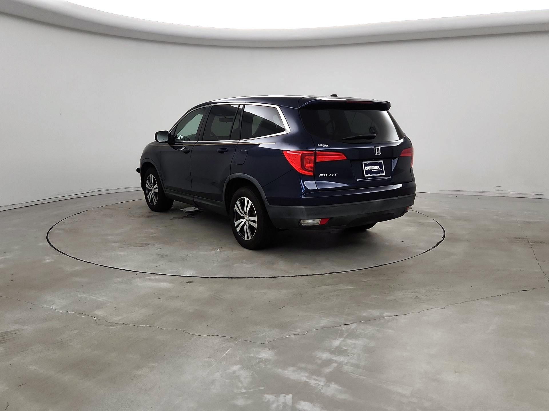 Thumbnail: 2016 Honda Pilot - 7