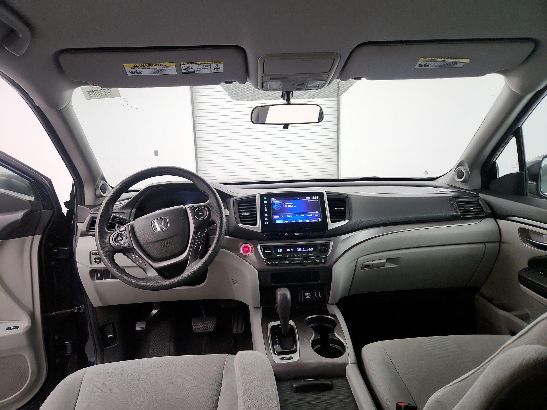 Thumbnail: 2016 Honda Pilot - 8