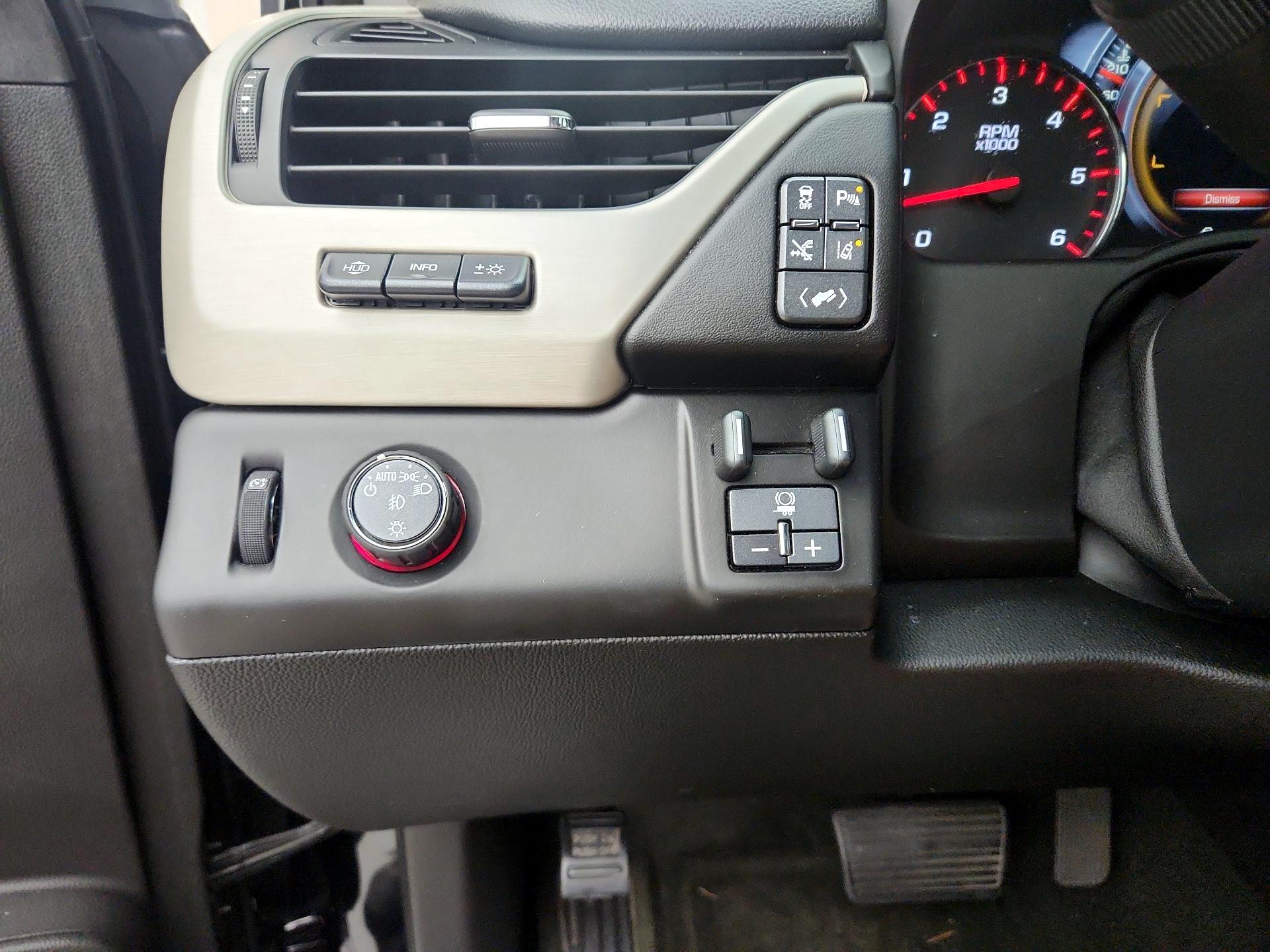 Thumbnail: 2015 GMC Yukon XL - 13