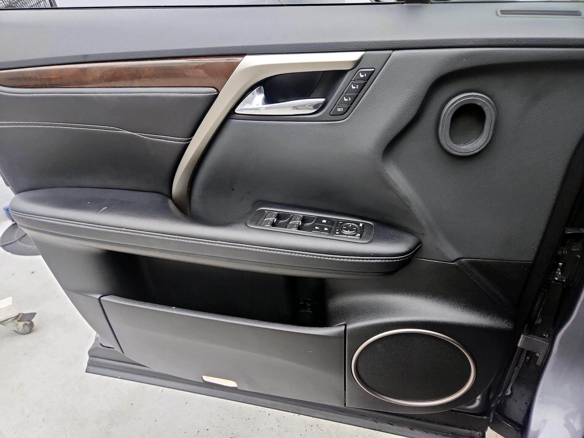 Thumbnail: 2019 Lexus RX - 12
