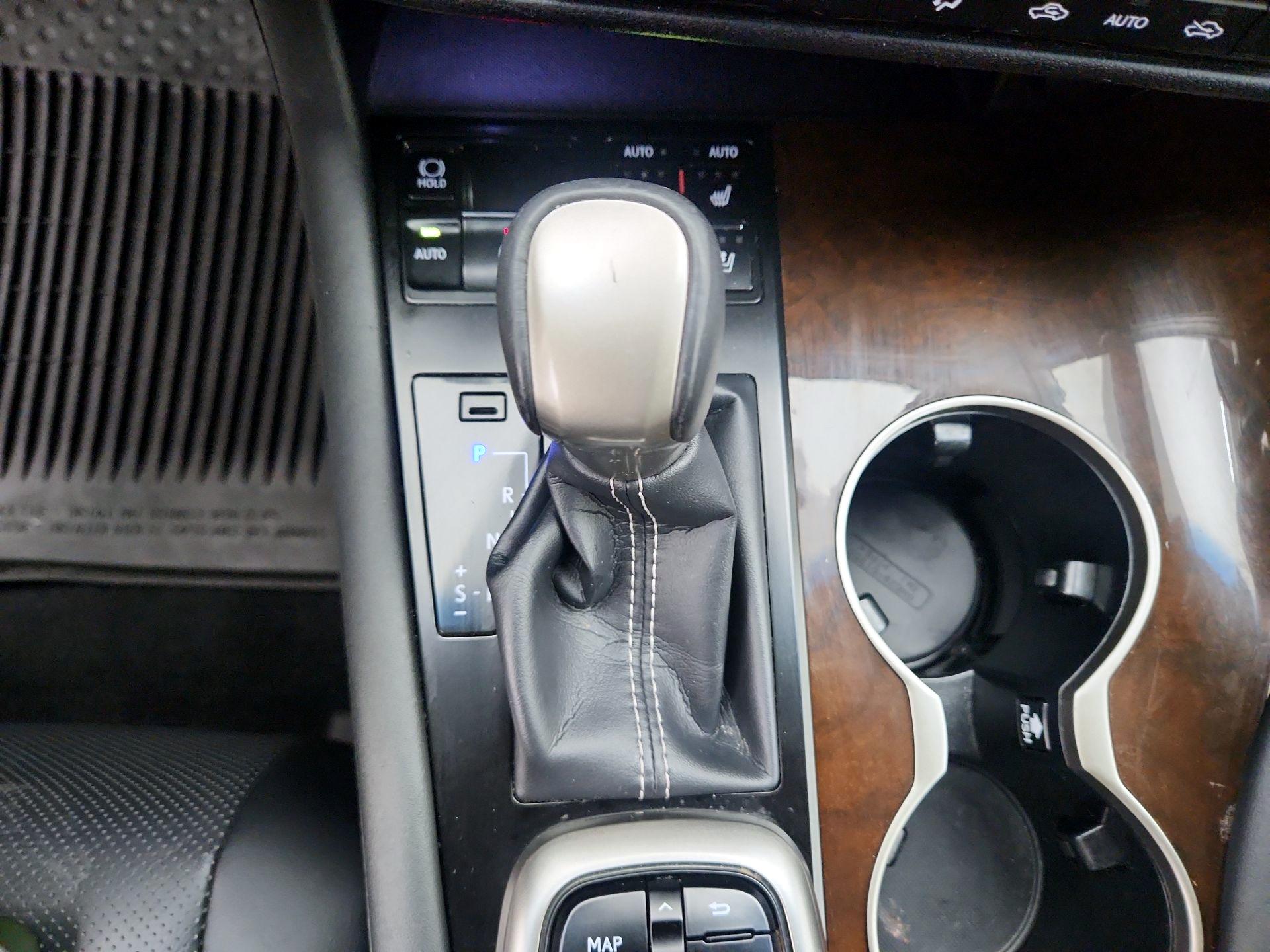 Thumbnail: 2019 Lexus RX - 18