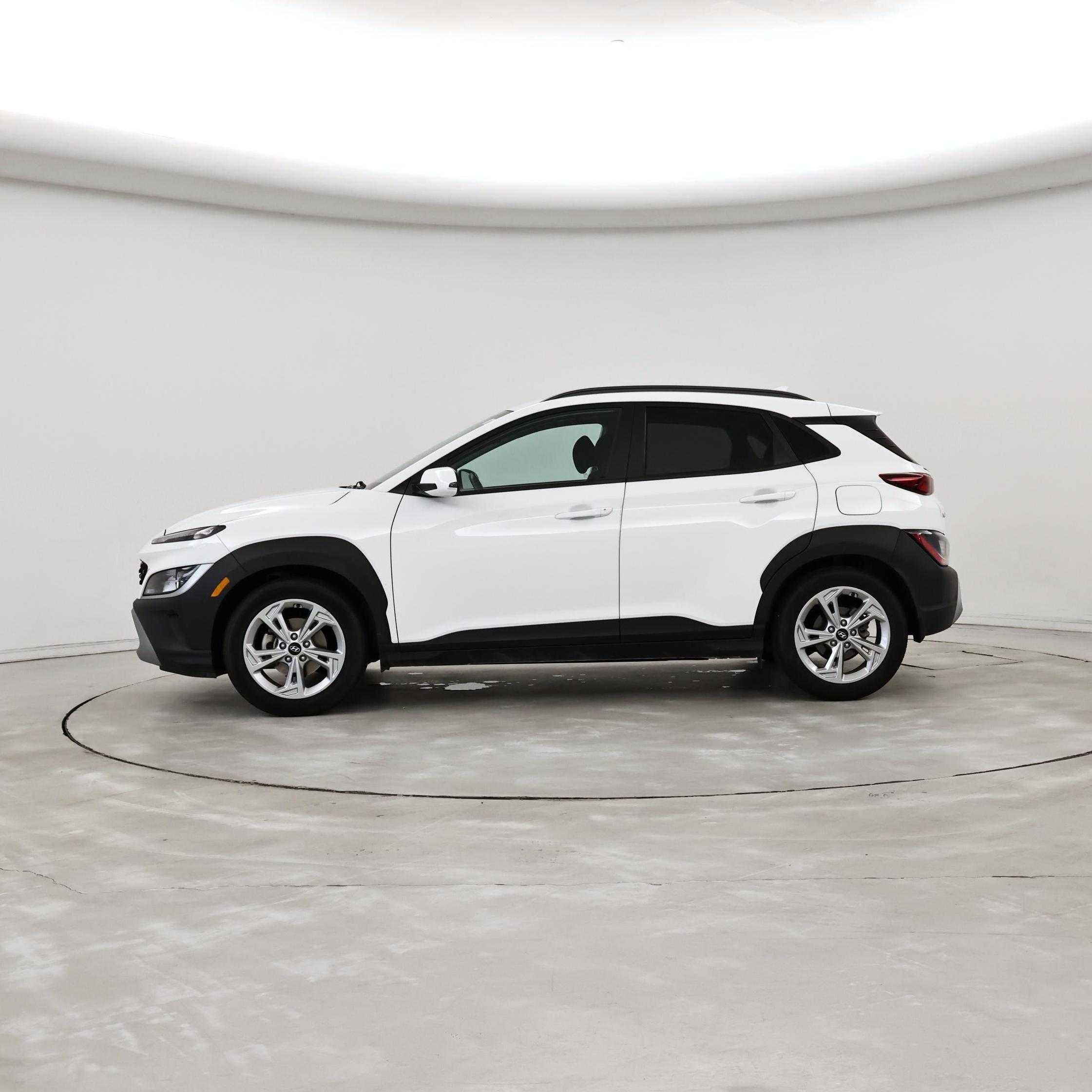 Thumbnail: 2022 Hyundai Kona - 3
