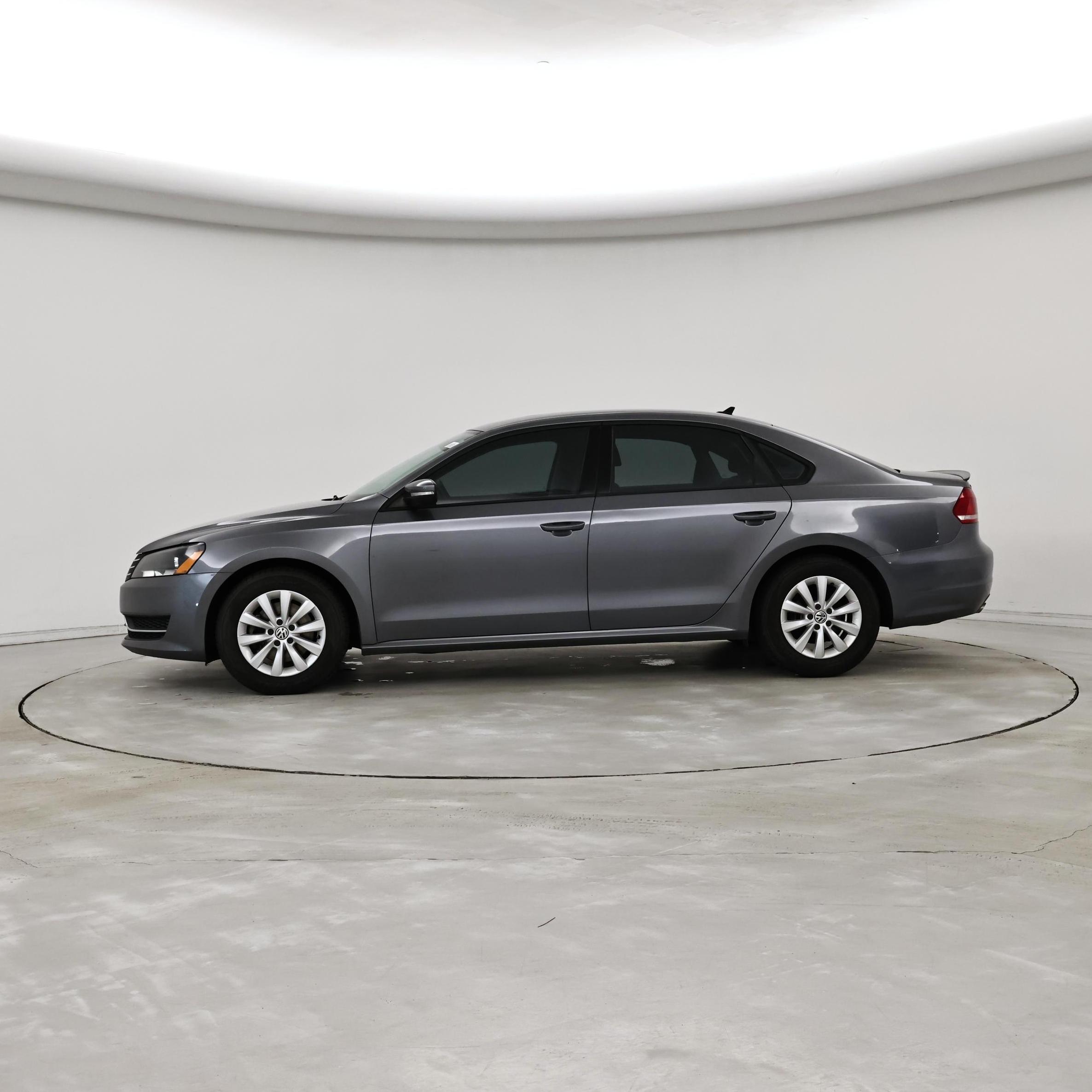 Thumbnail: 2014 Volkswagen Passat - 3