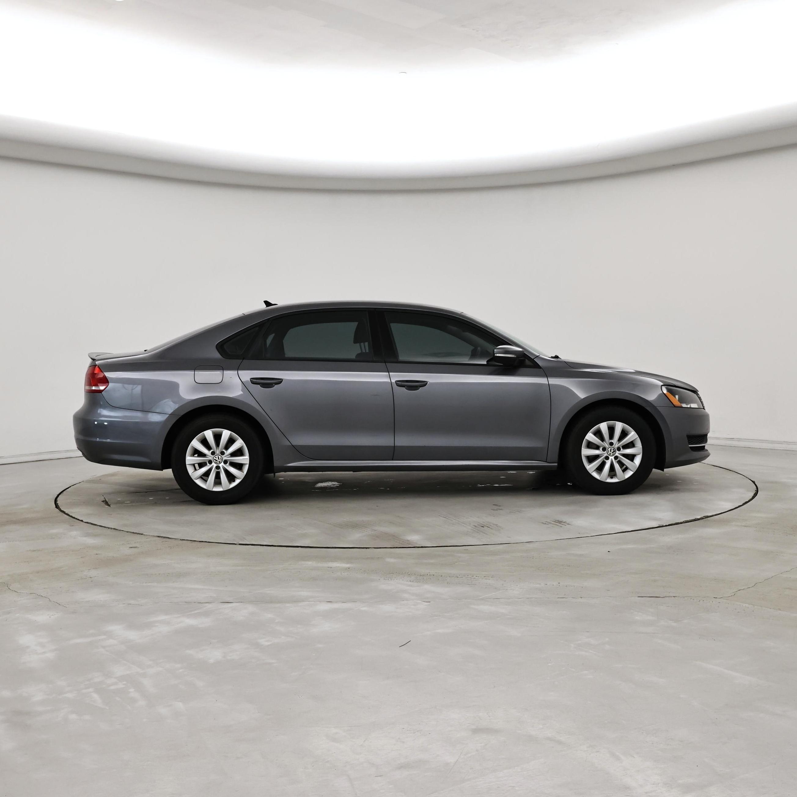 Thumbnail: 2014 Volkswagen Passat - 7