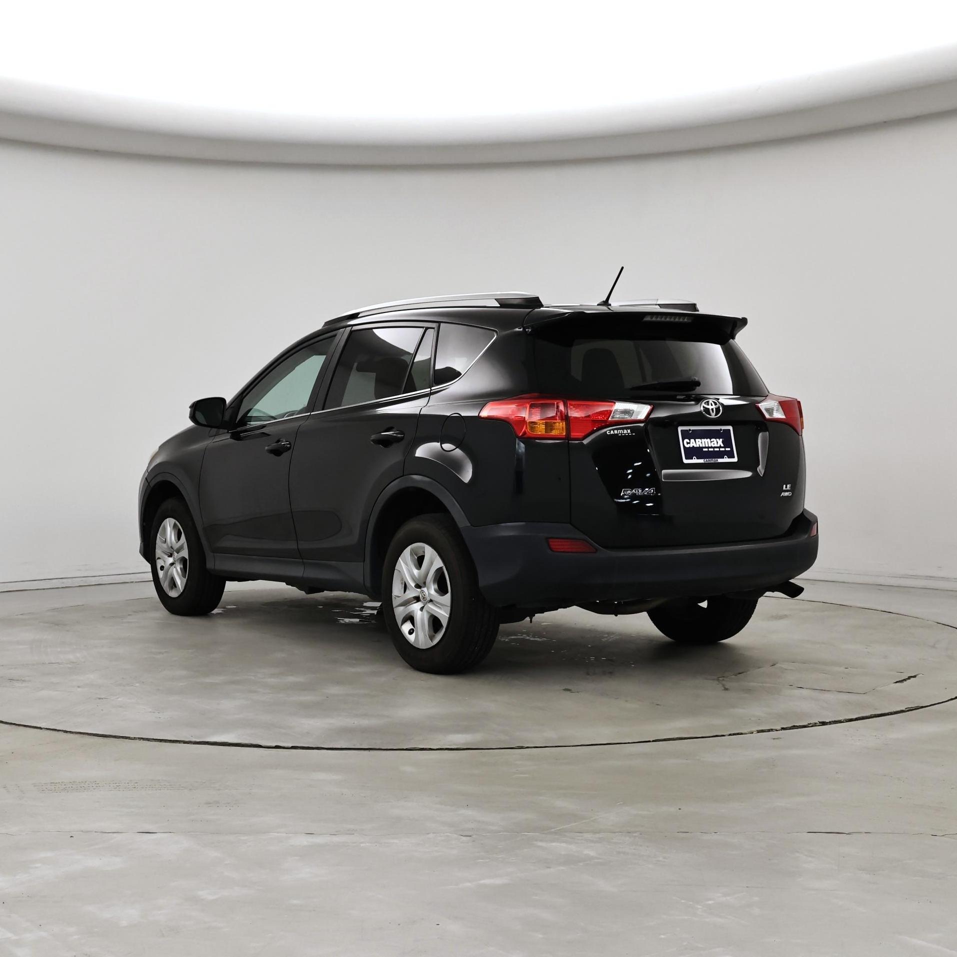 Thumbnail: 2015 Toyota RAV4 - 2