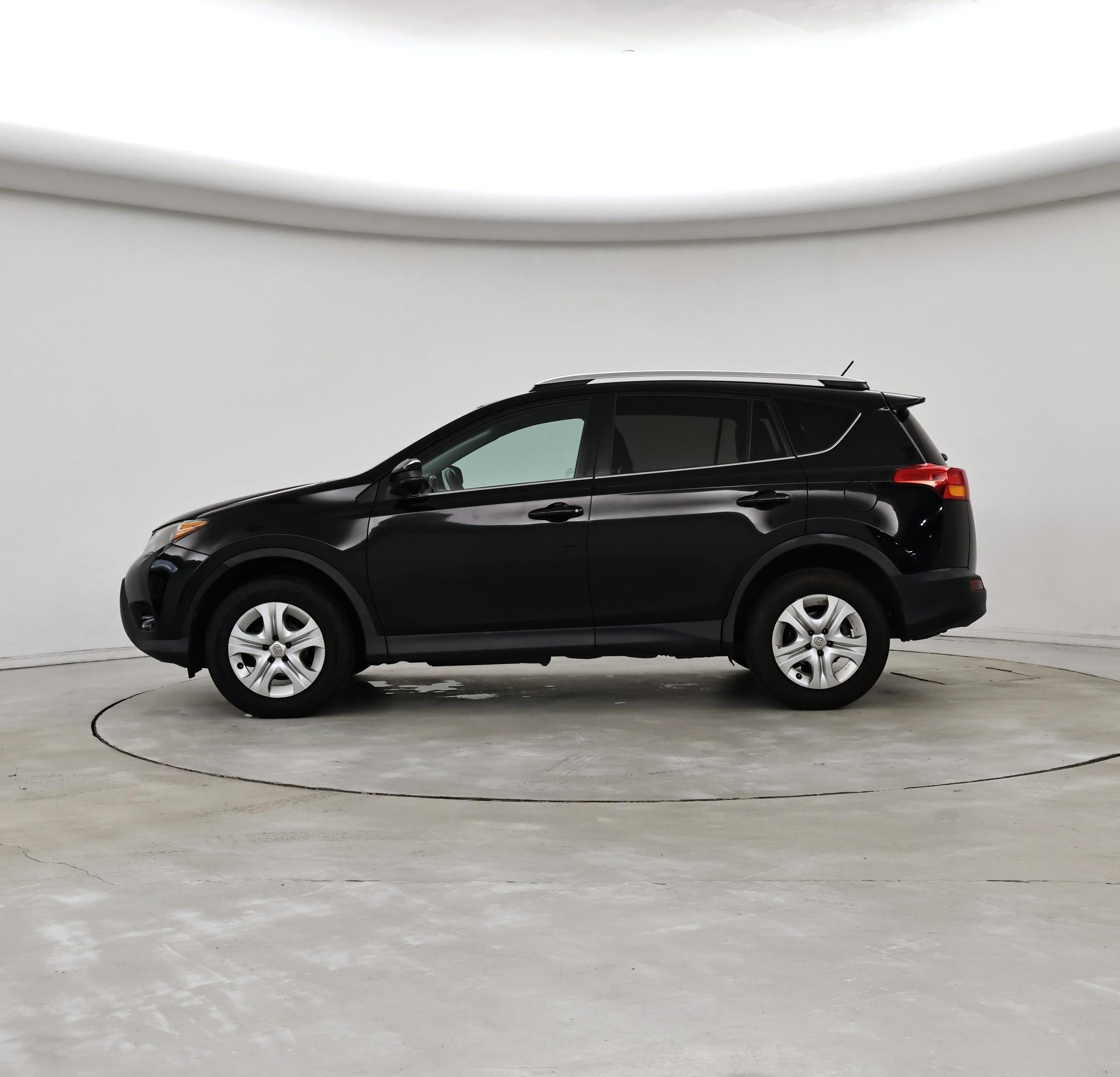 Thumbnail: 2015 Toyota RAV4 - 3