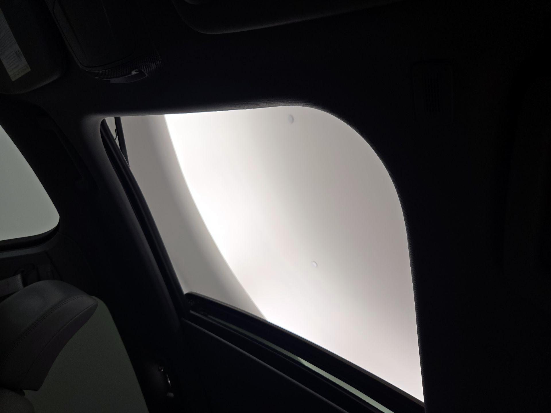 Thumbnail: 2022 Lincoln Nautilus - 19