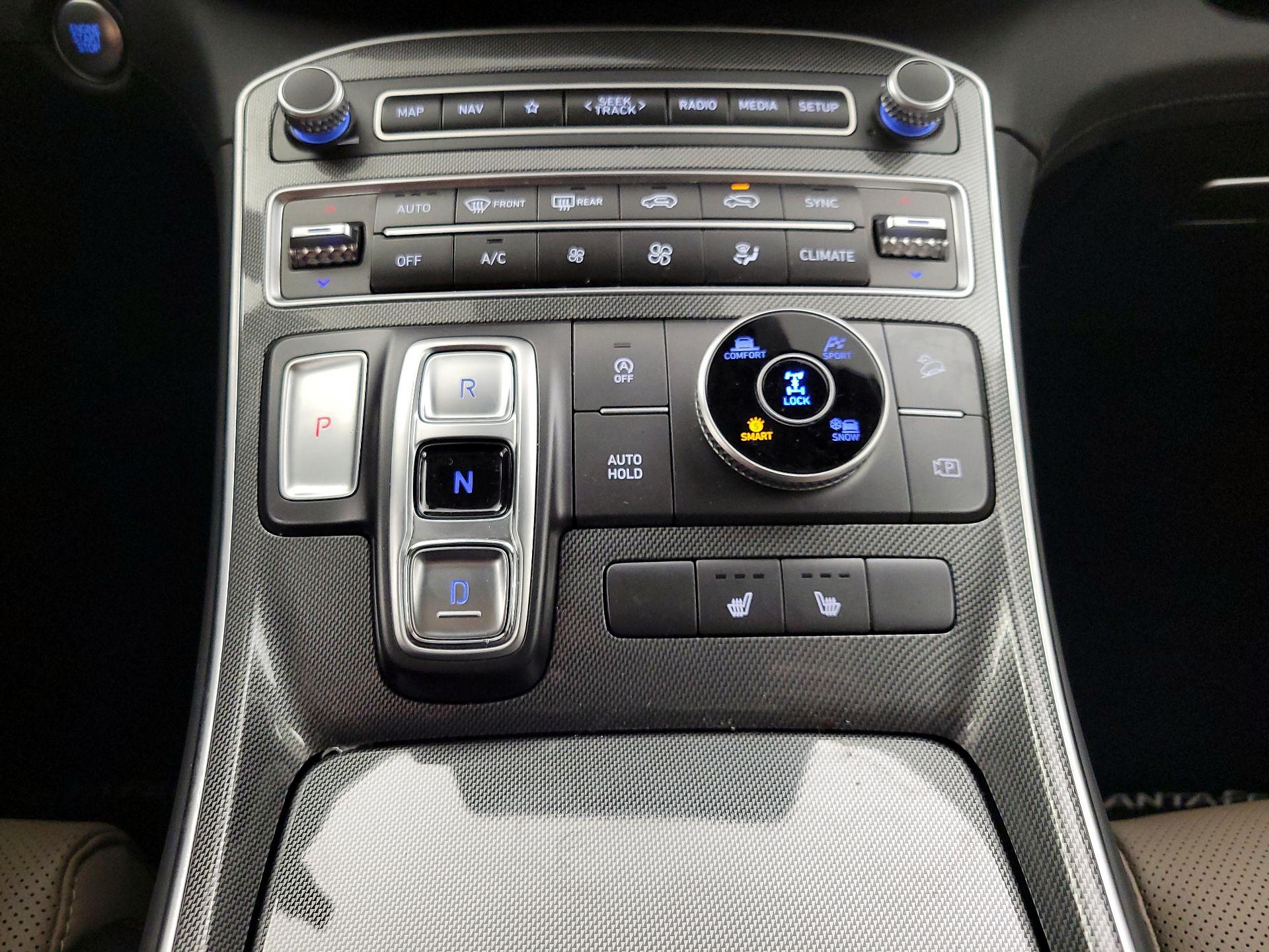 Thumbnail: 2023 Hyundai Santa Fe - 18