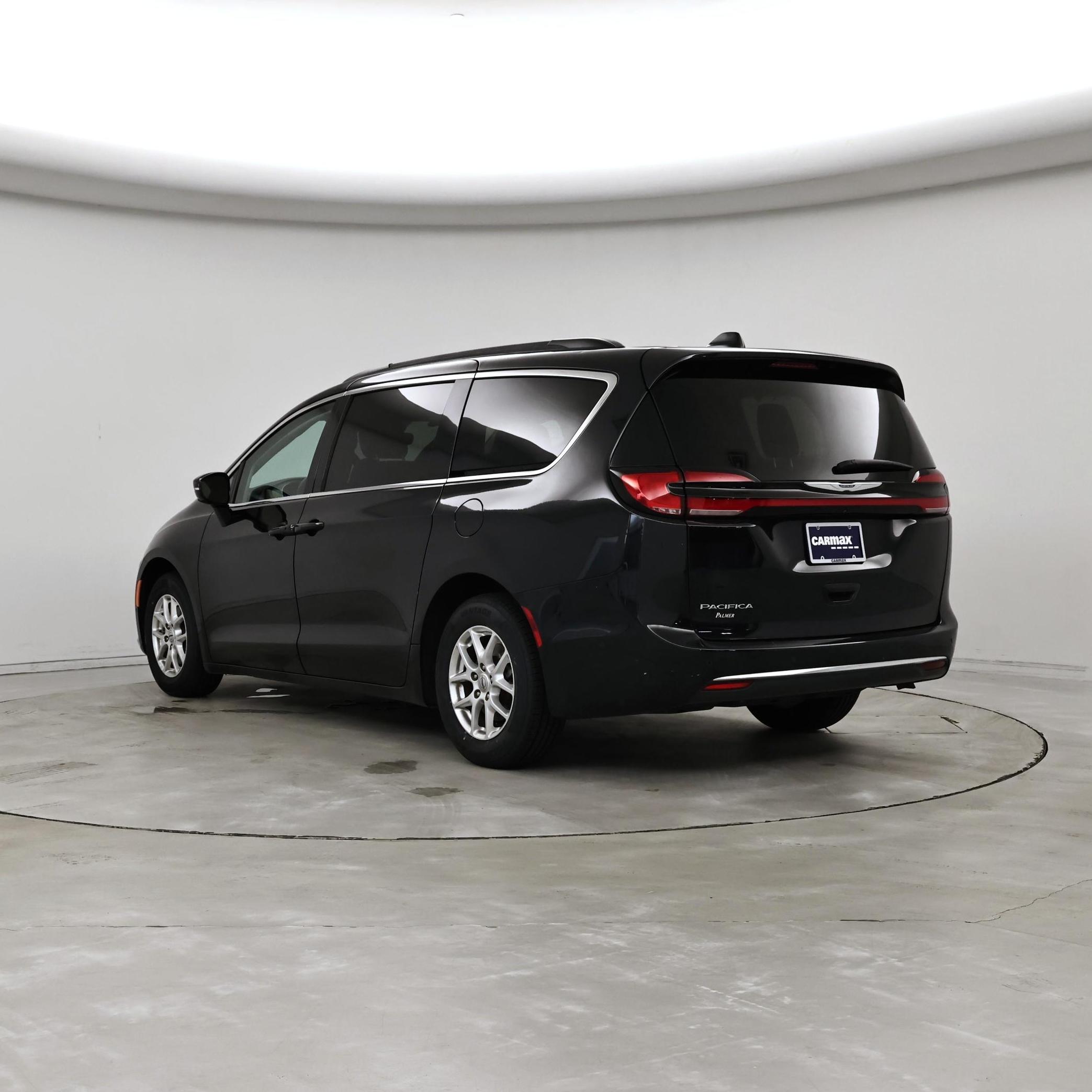 Thumbnail: 2022 Chrysler Pacifica - 2