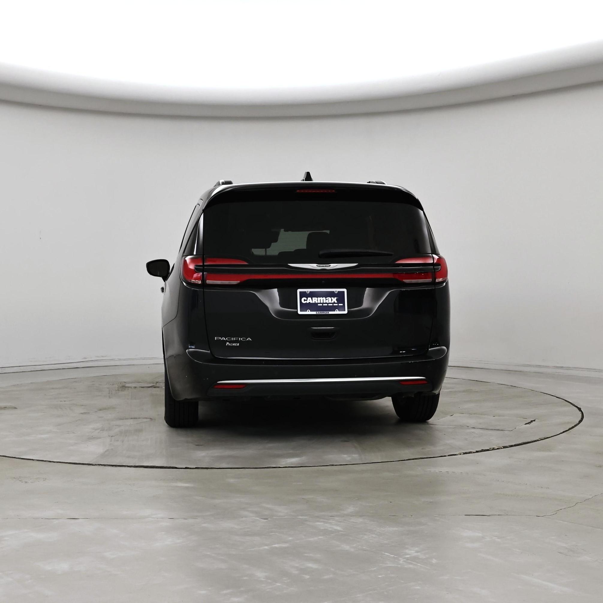 Thumbnail: 2022 Chrysler Pacifica - 6