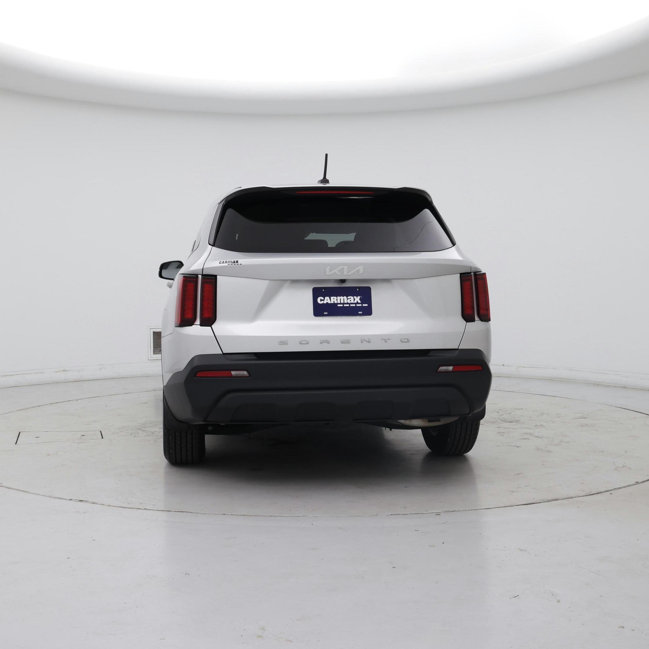 Thumbnail: 2022 Kia Sorento - 6