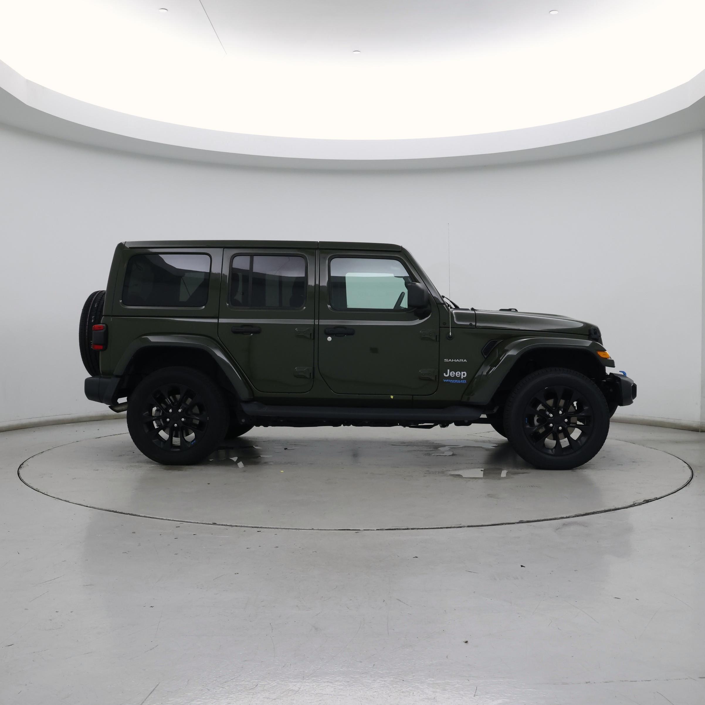 Thumbnail: 2022 Jeep Wrangler - 7