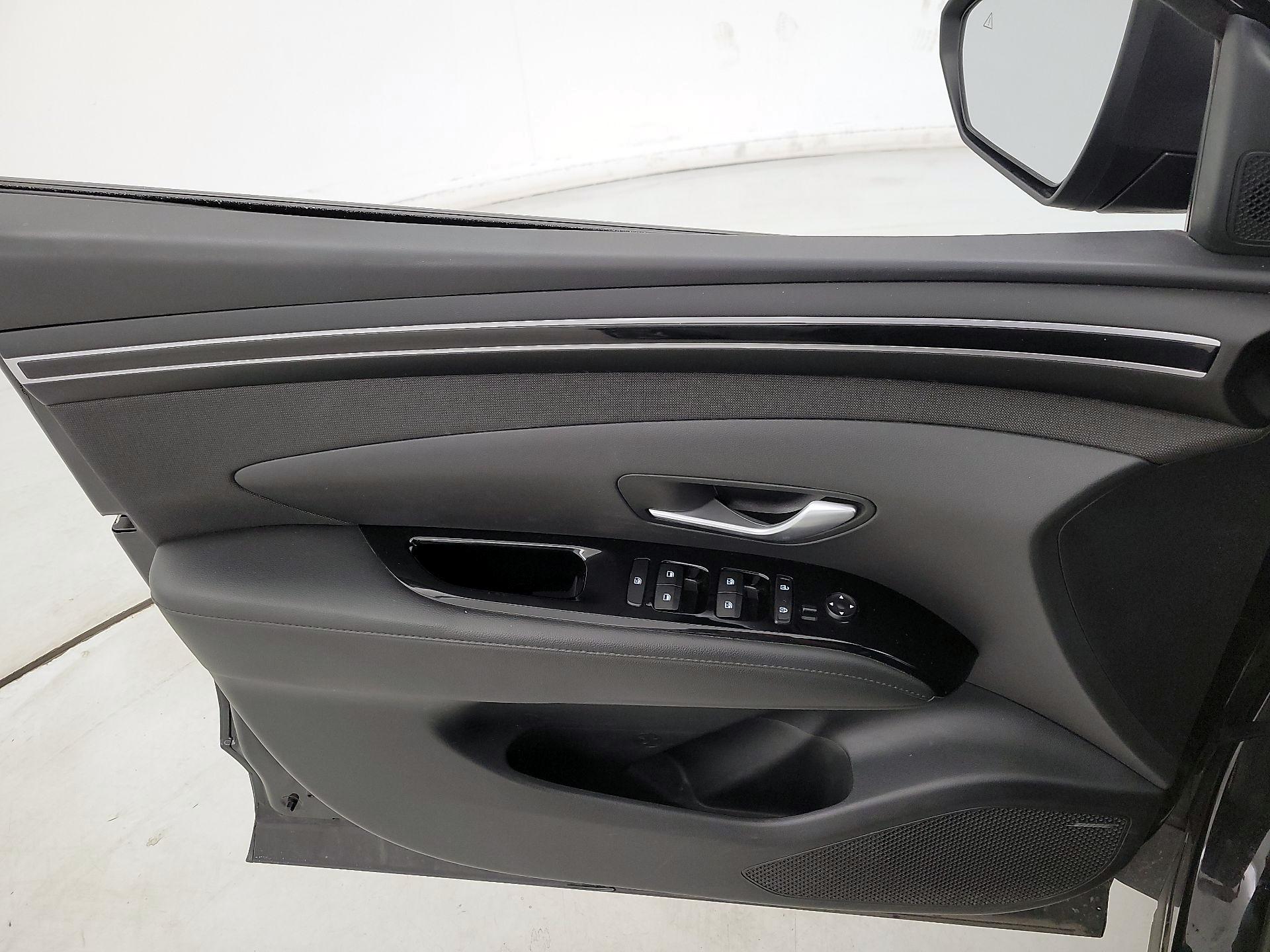 Thumbnail: 2022 Hyundai Tucson - 12