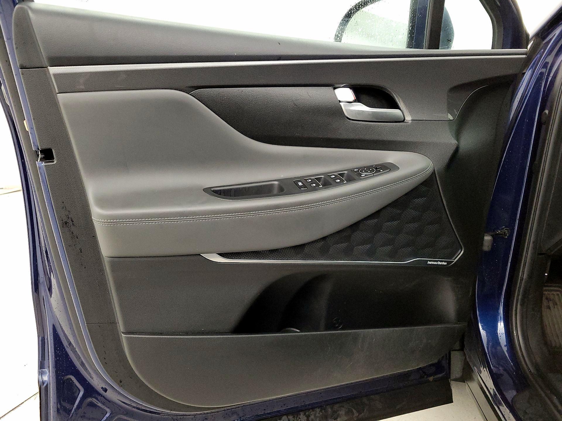 Thumbnail: 2022 Hyundai Santa Fe - 12