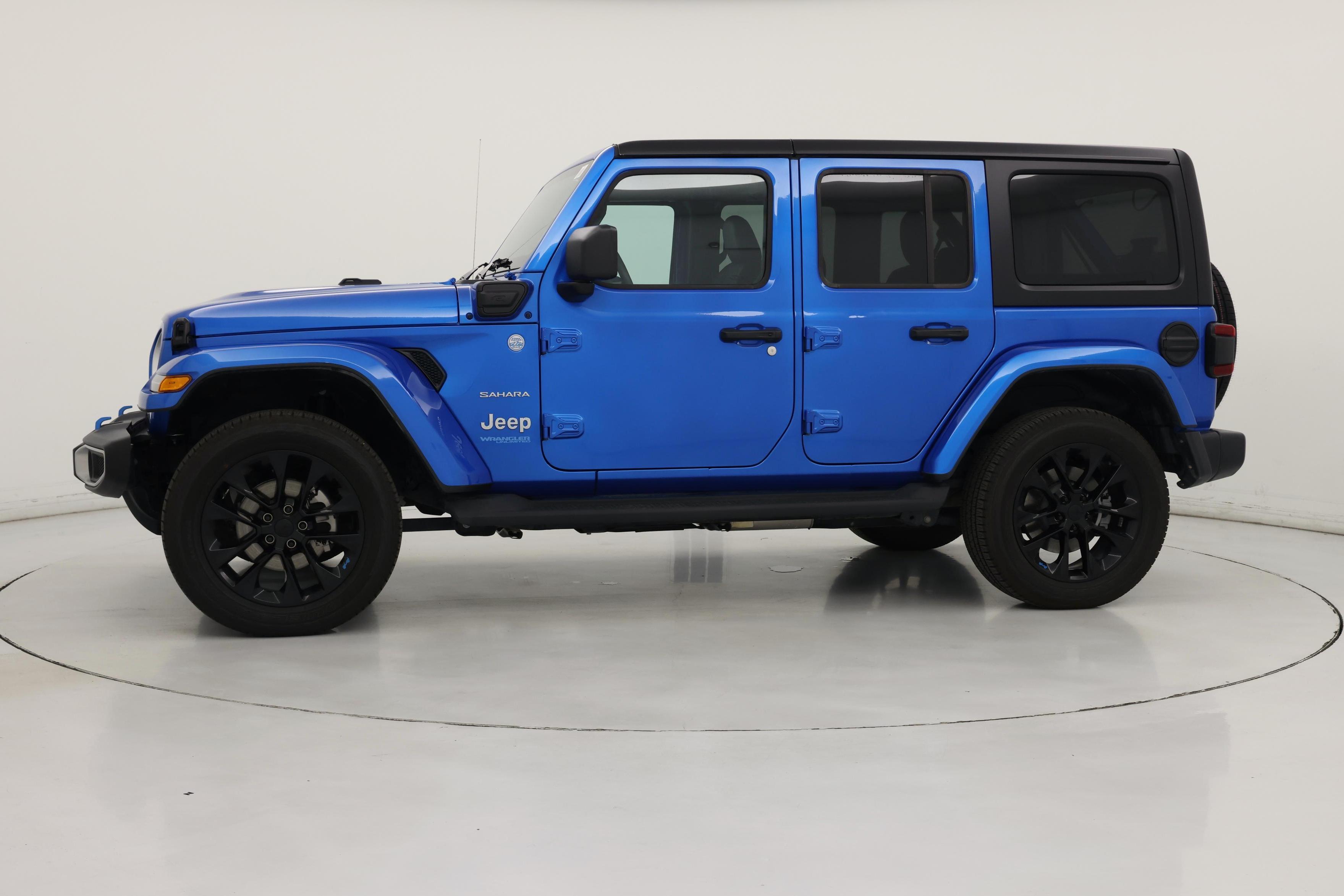 Thumbnail: 2022 Jeep Wrangler - 3