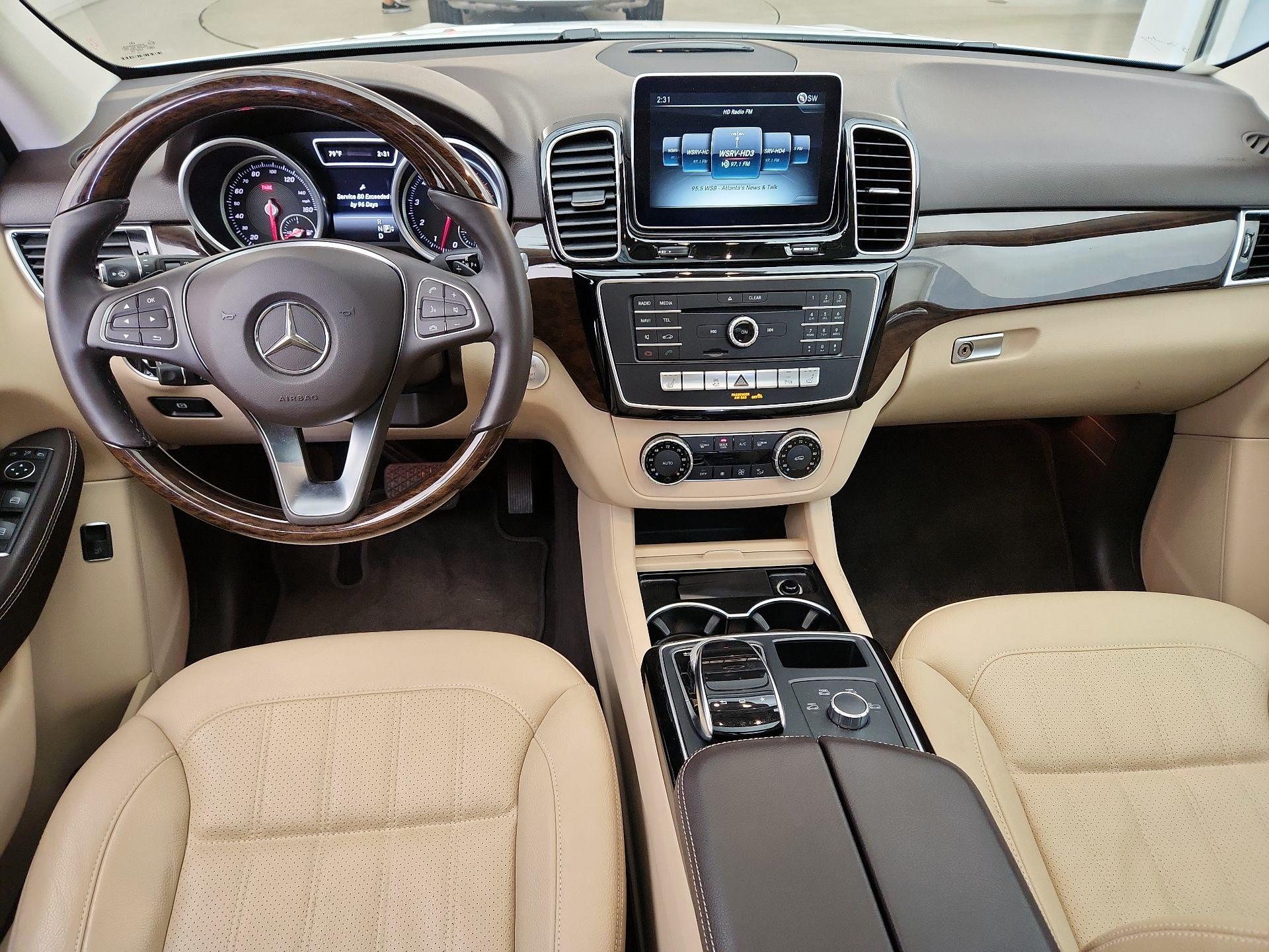 Thumbnail: 2016 Mercedes-Benz GLE - 9