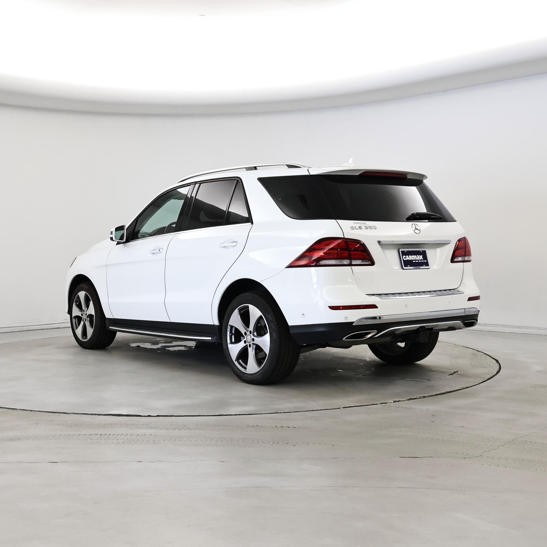 Thumbnail: 2016 Mercedes-Benz GLE - 2