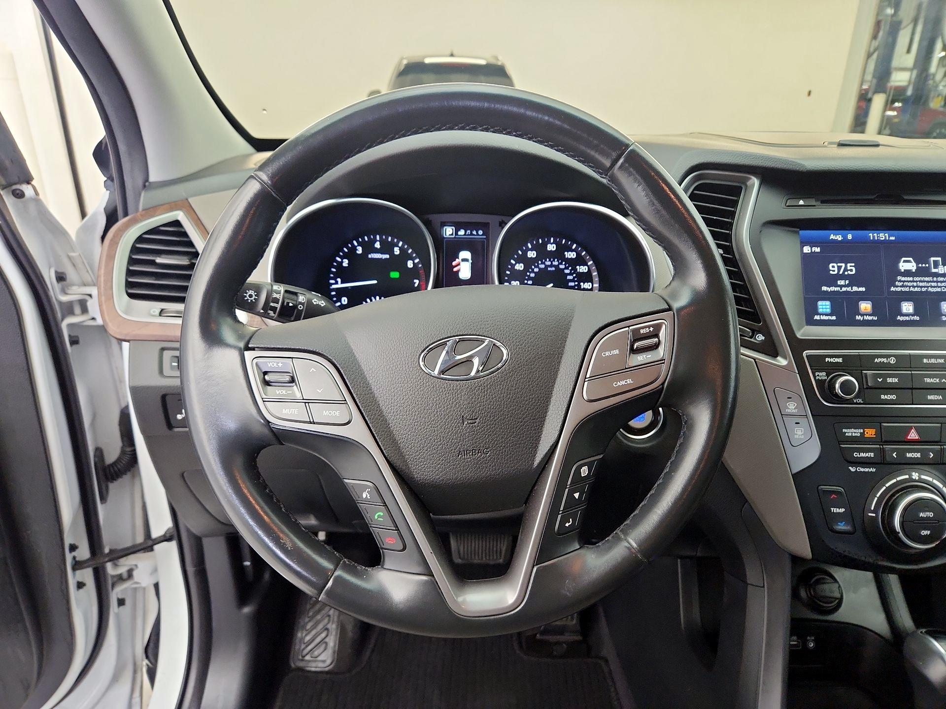Thumbnail: 2018 Hyundai Santa Fe - 10