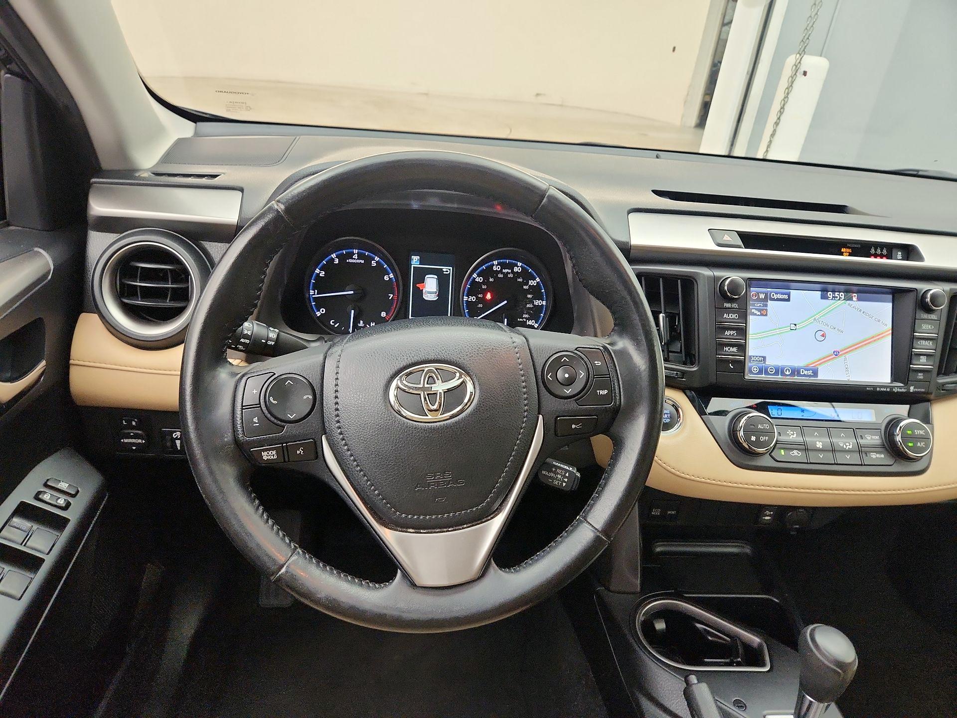 Thumbnail: 2017 Toyota RAV4 - 10