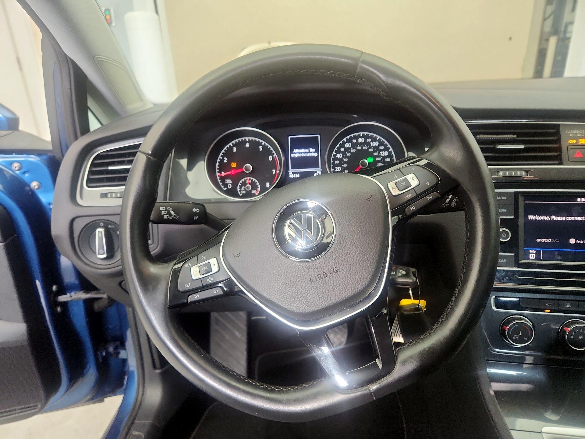 Thumbnail: 2019 Volkswagen Golf - 10