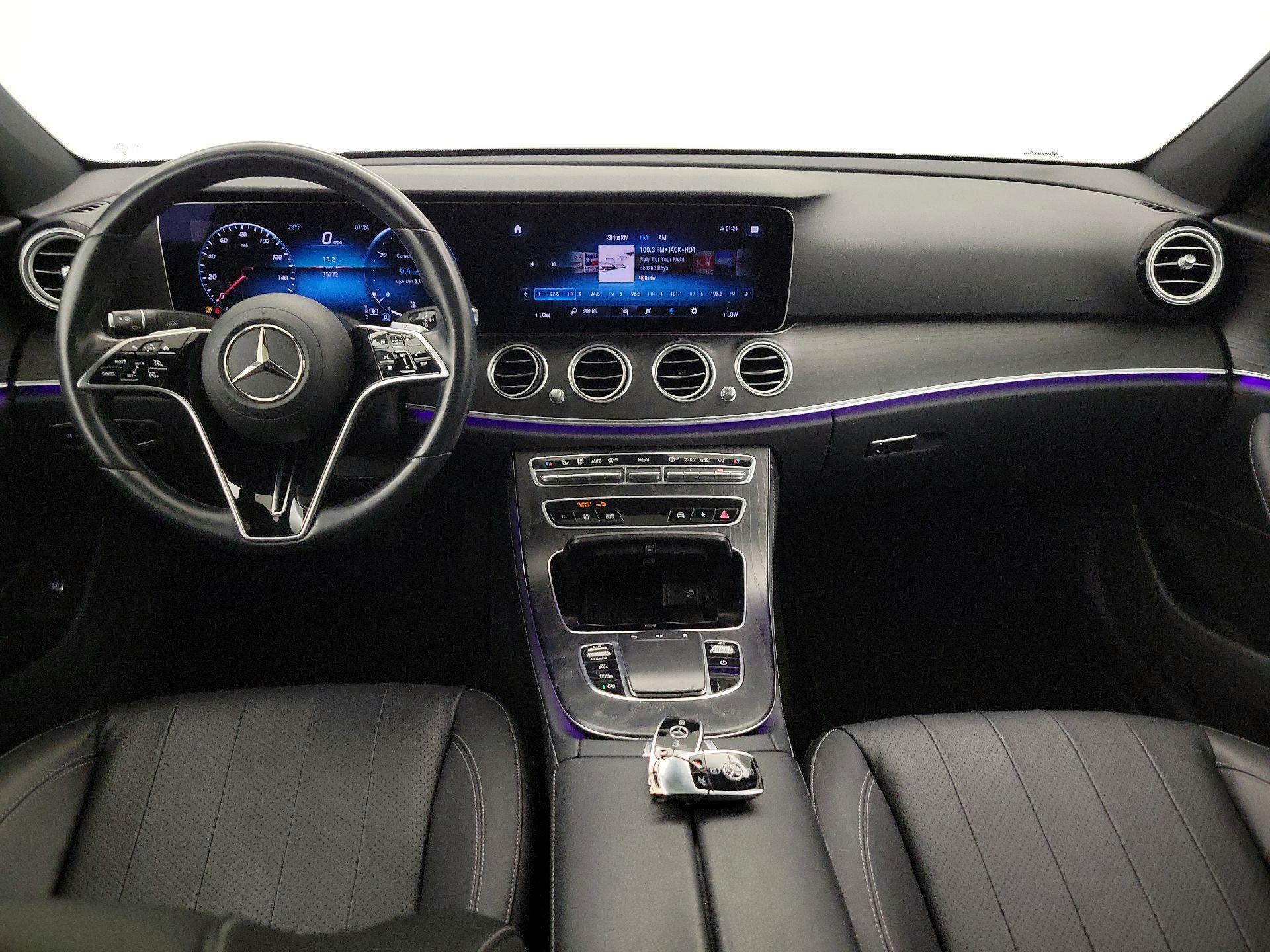 Thumbnail: 2022 Mercedes-Benz E-Class - 9