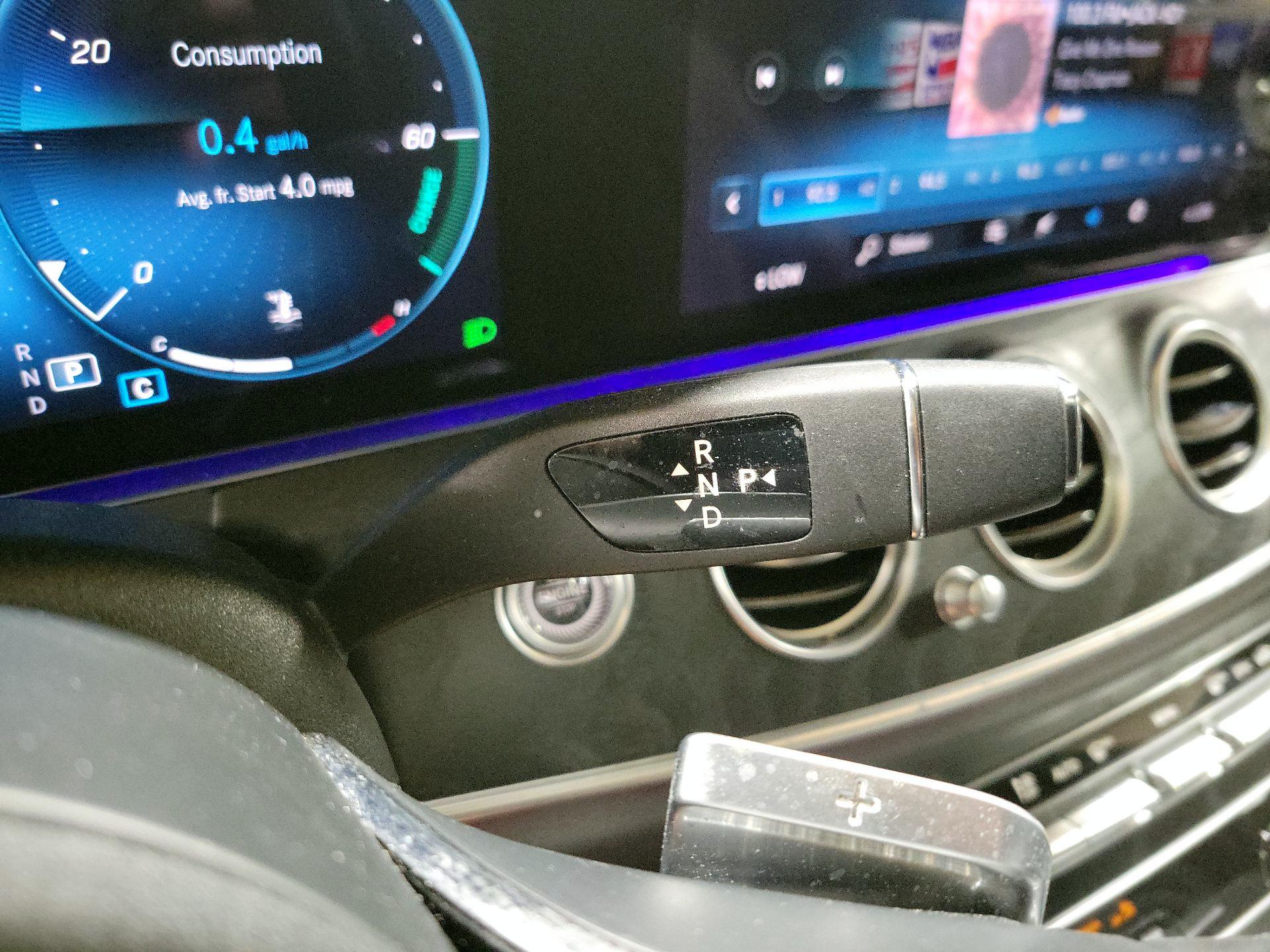 Thumbnail: 2022 Mercedes-Benz E-Class - 17