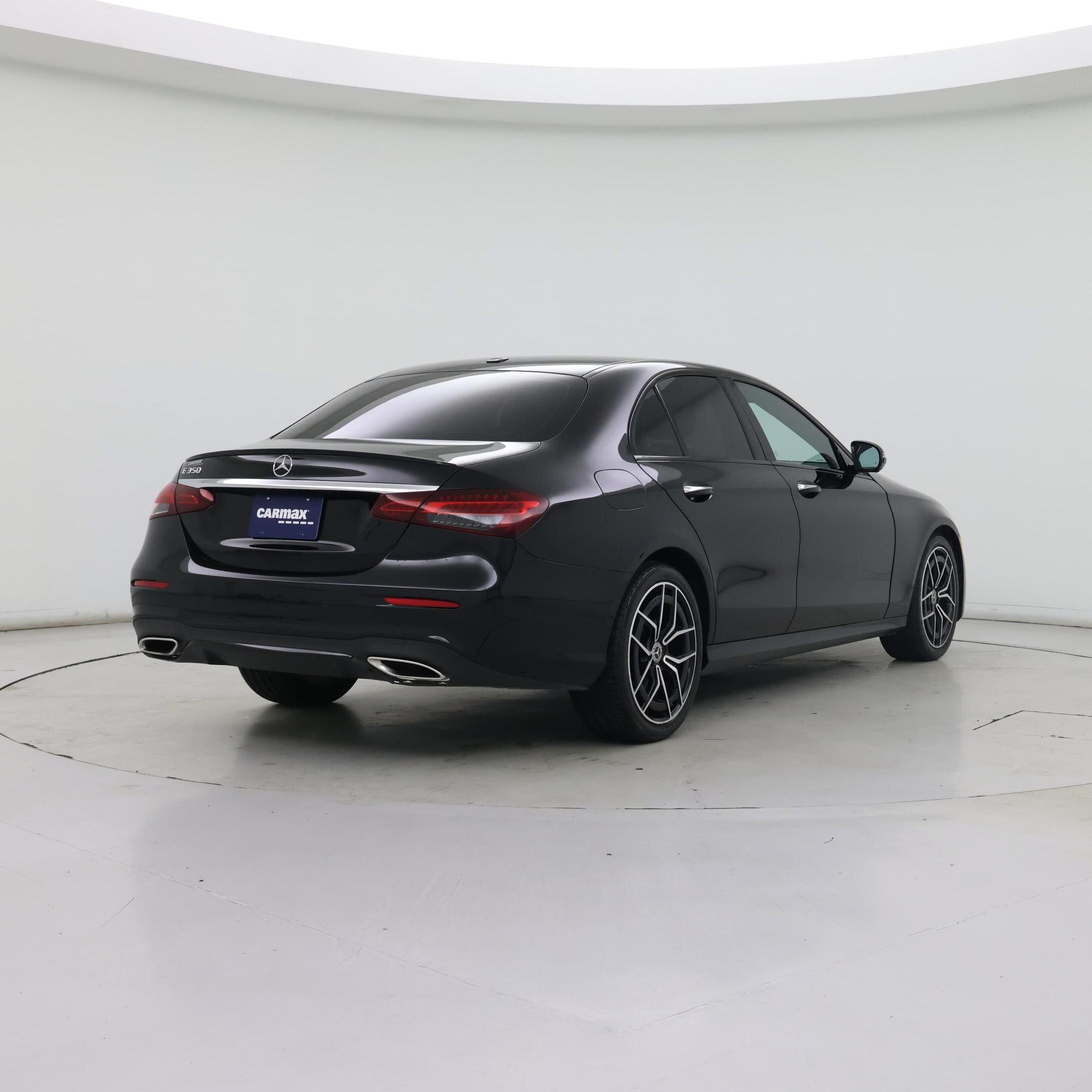Thumbnail: 2022 Mercedes-Benz E-Class - 8