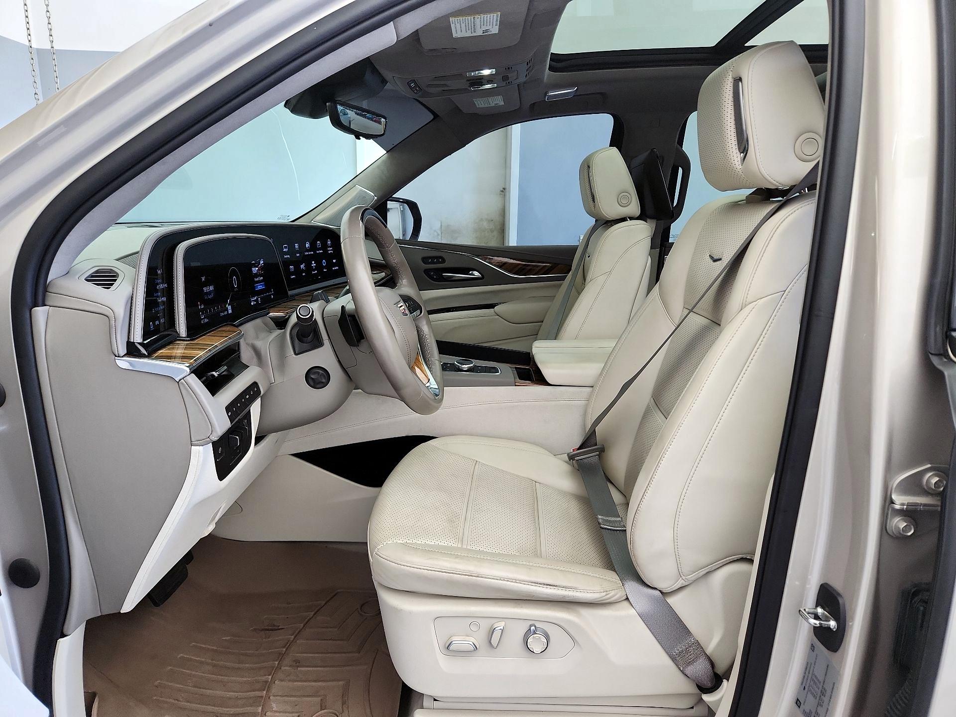Thumbnail: 2021 Cadillac Escalade - 11