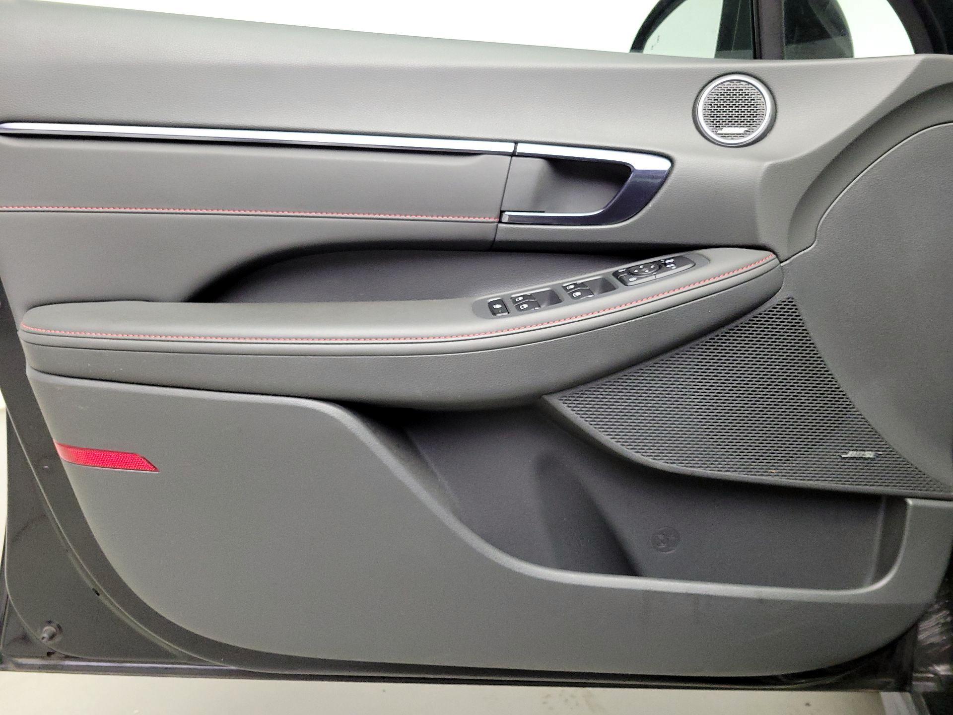 Thumbnail: 2022 Hyundai Sonata - 12