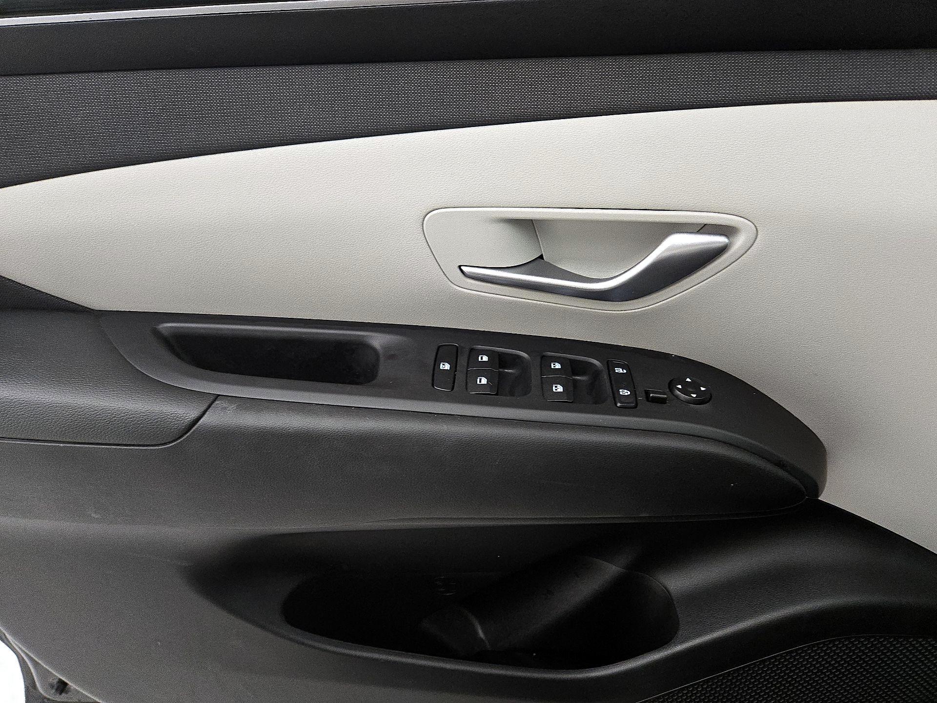 Thumbnail: 2023 Hyundai Tucson - 12