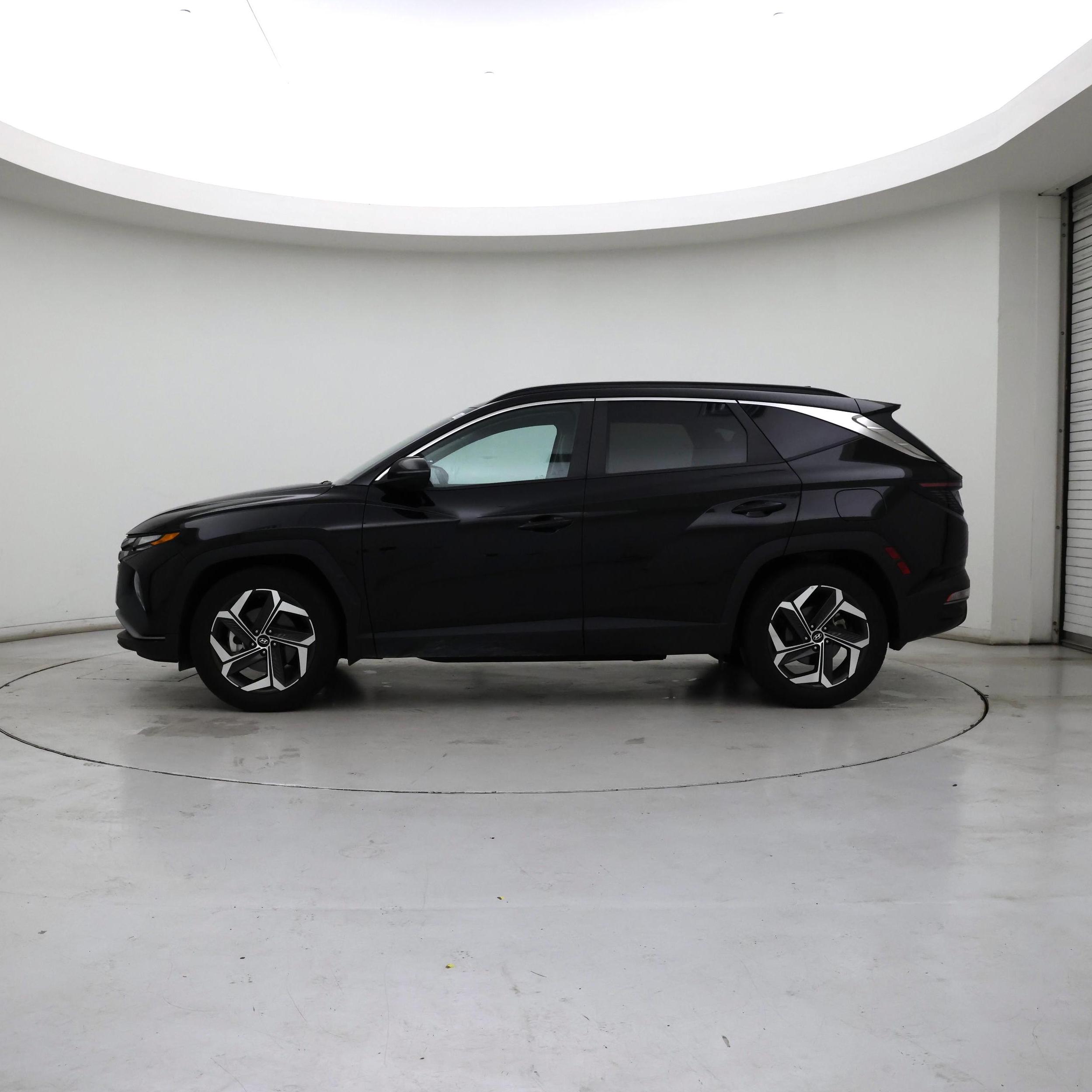 Thumbnail: 2023 Hyundai Tucson - 3