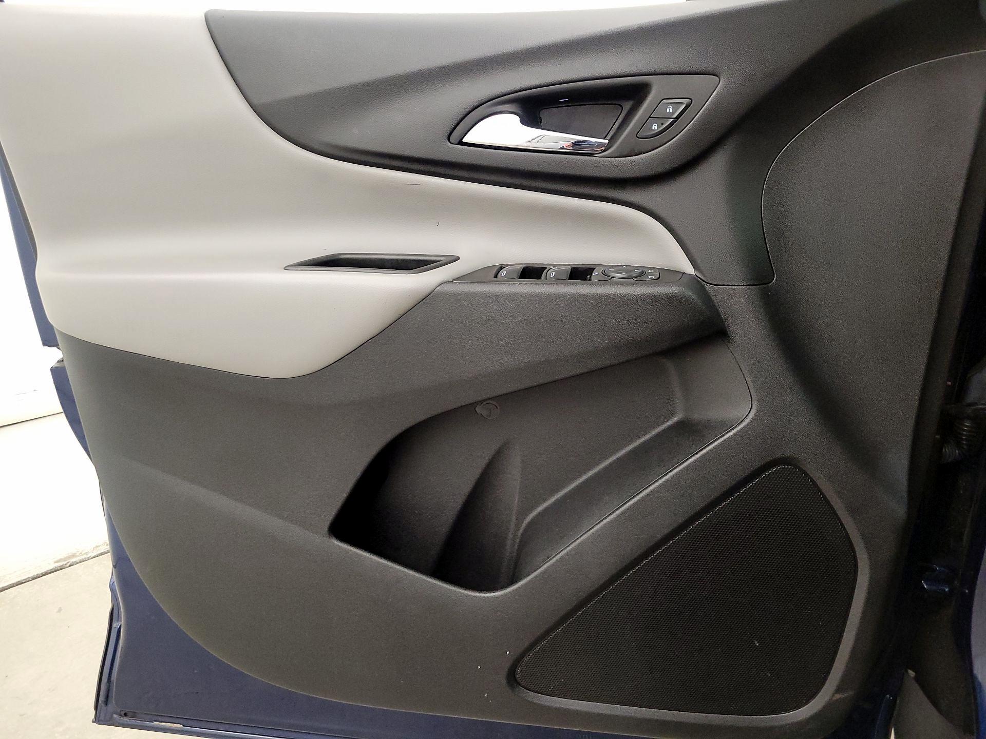 Thumbnail: 2022 Chevrolet Equinox - 12