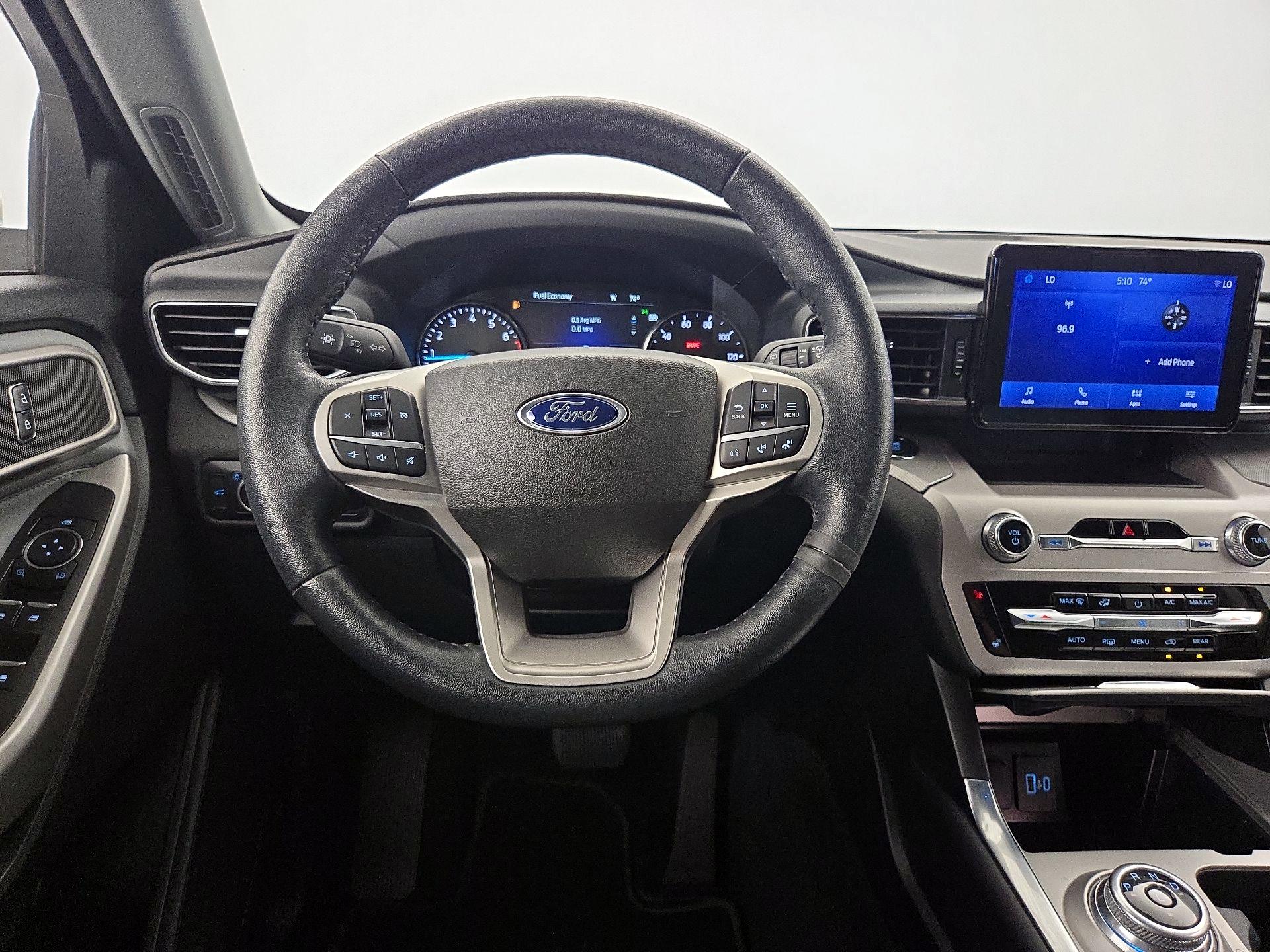 Thumbnail: 2022 Ford Explorer - 10