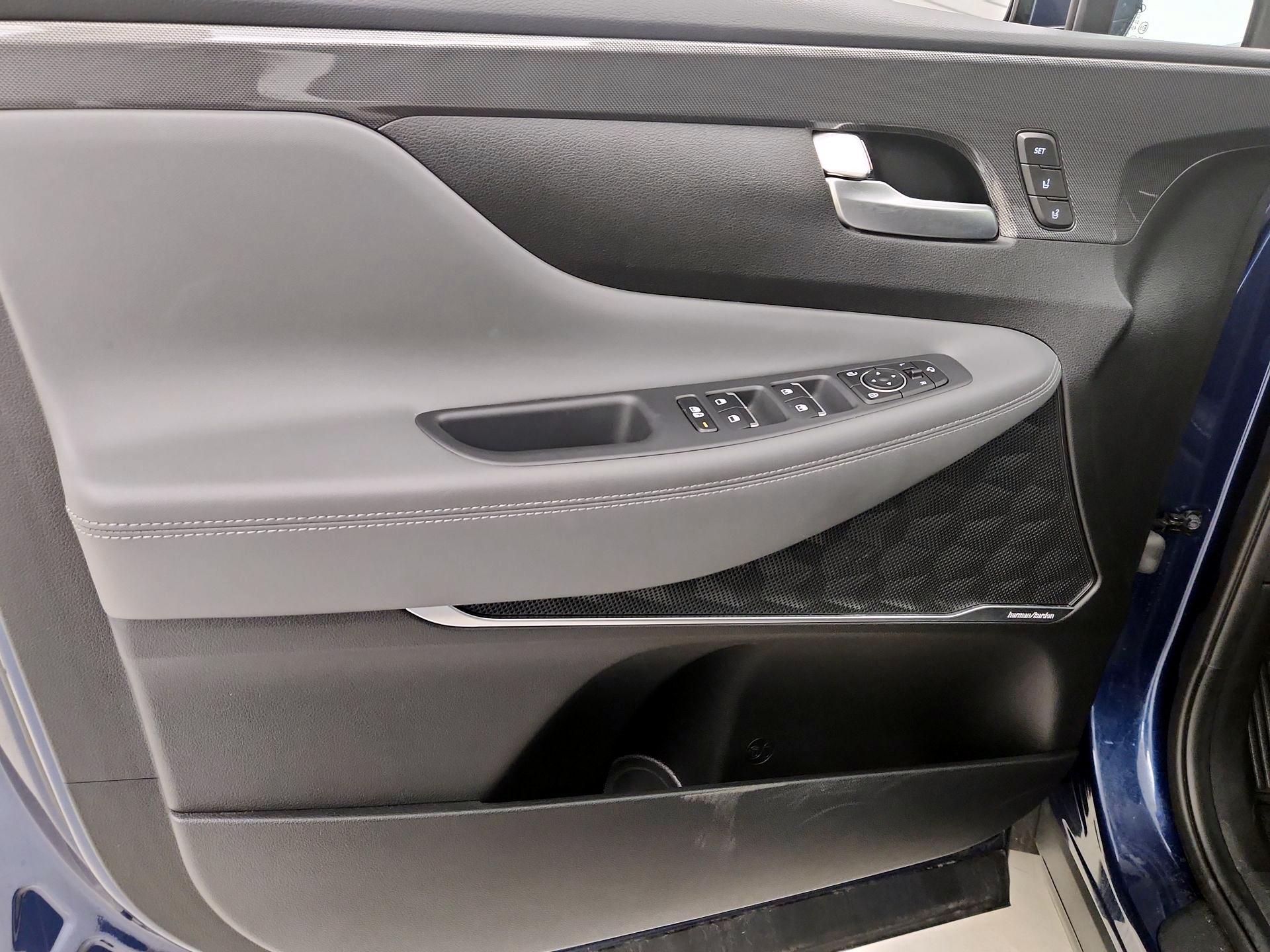 Thumbnail: 2022 Hyundai Santa Fe - 12