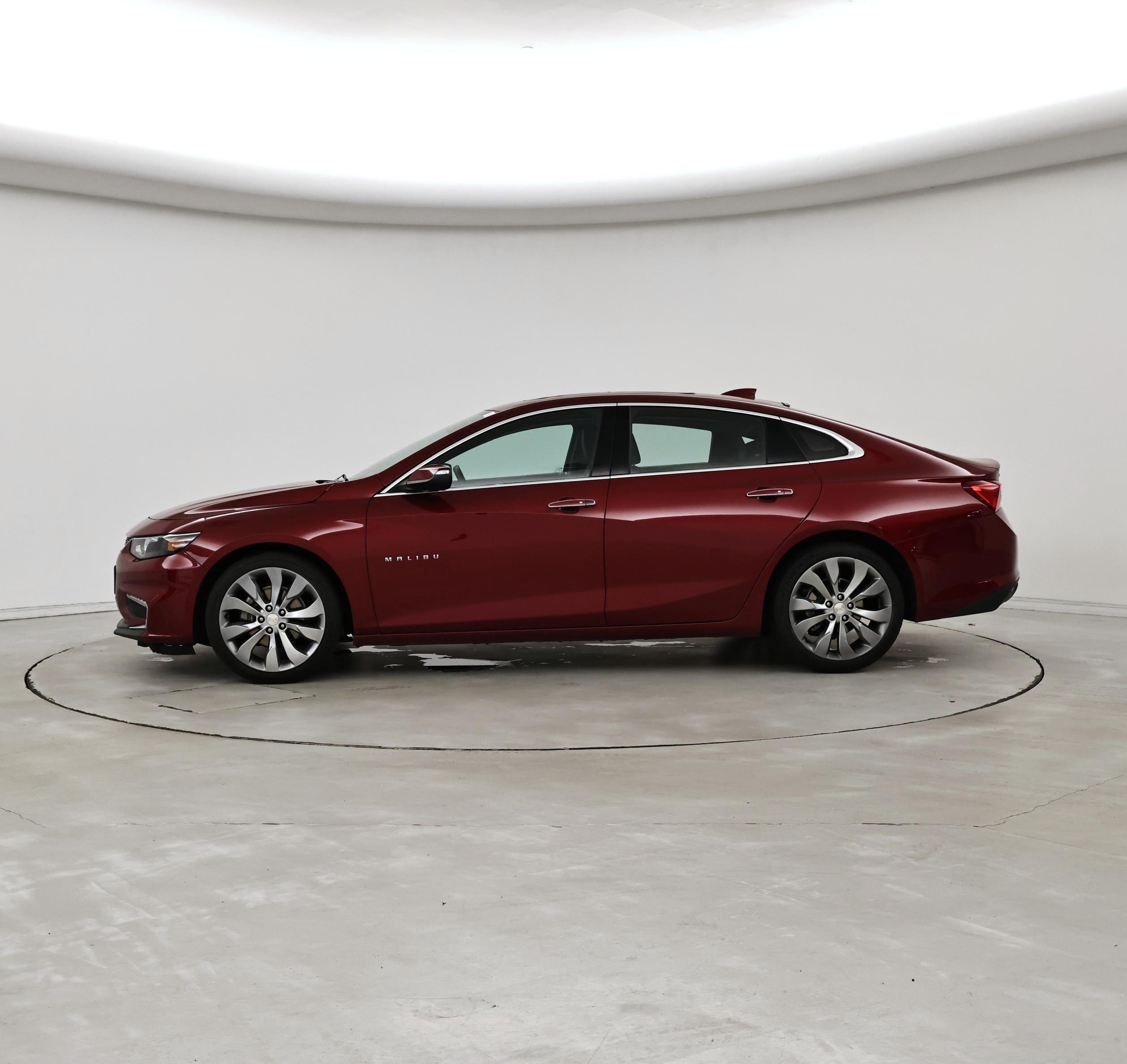 Thumbnail: 2017 Chevrolet Malibu - 3