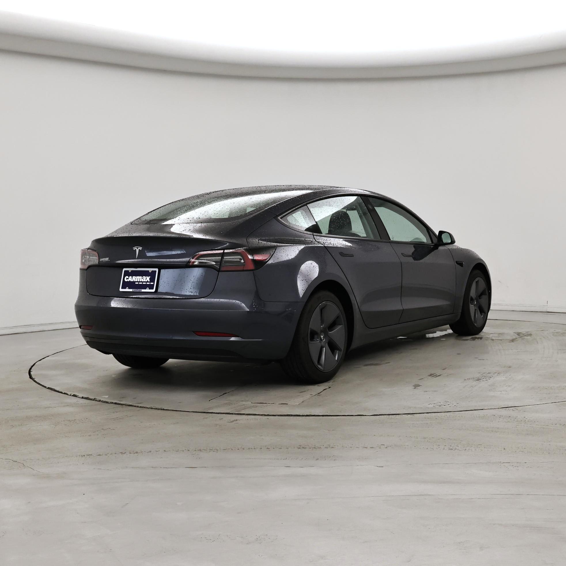 Thumbnail: 2023 Tesla Model 3 - 8