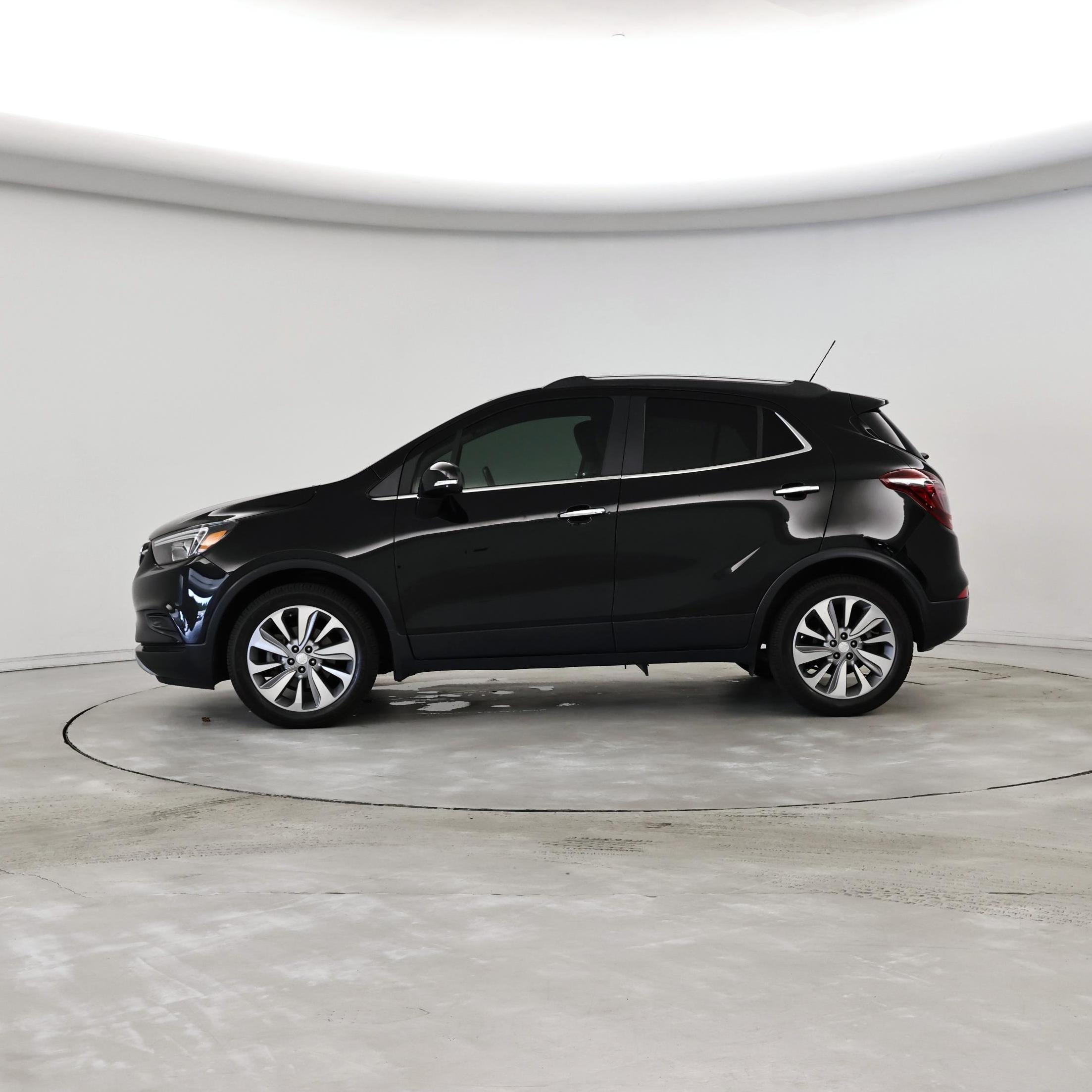 Thumbnail: 2019 Buick Encore - 3