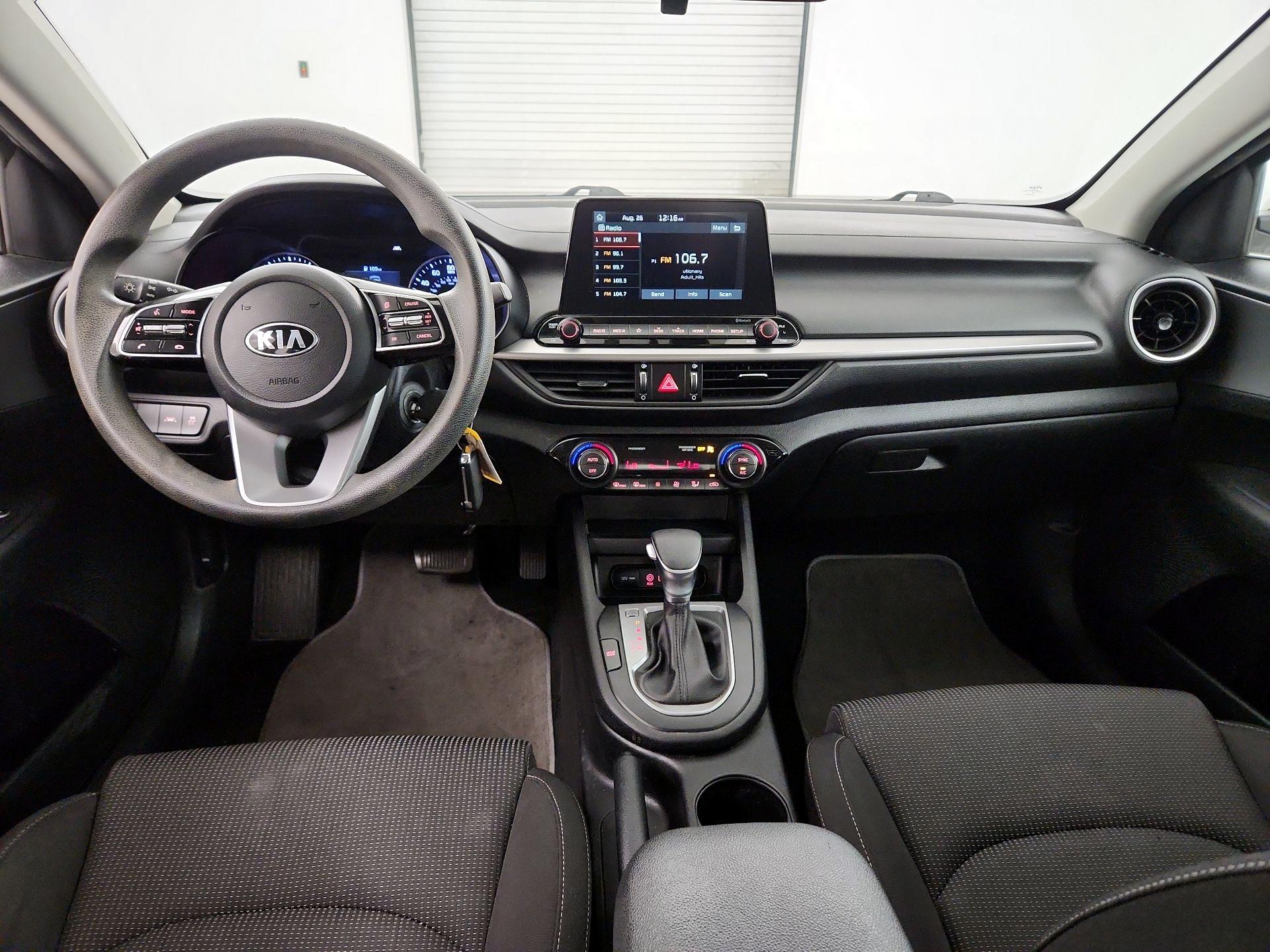 Thumbnail: 2019 Kia Forte - 8