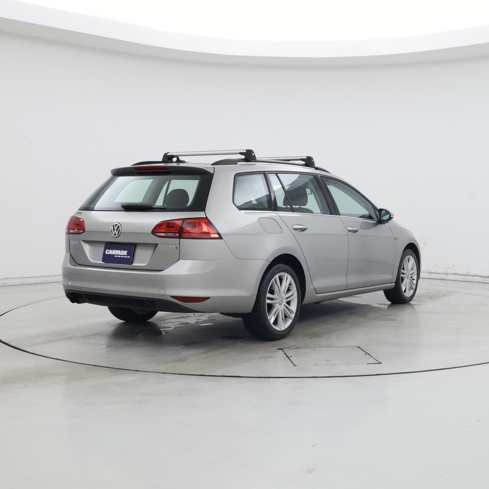 Thumbnail: 2016 Volkswagen Golf - 8