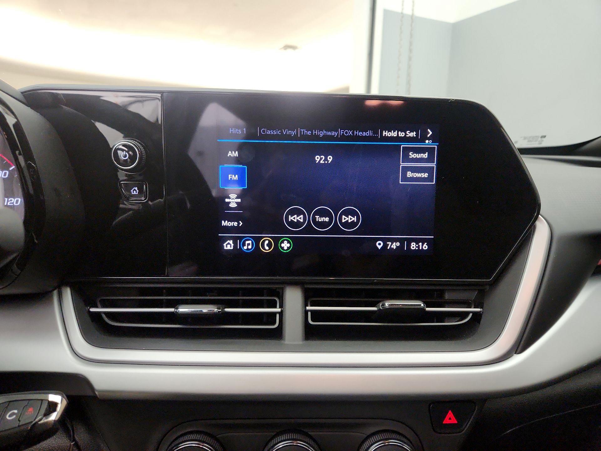 Thumbnail: 2024 Chevrolet Trax - 15