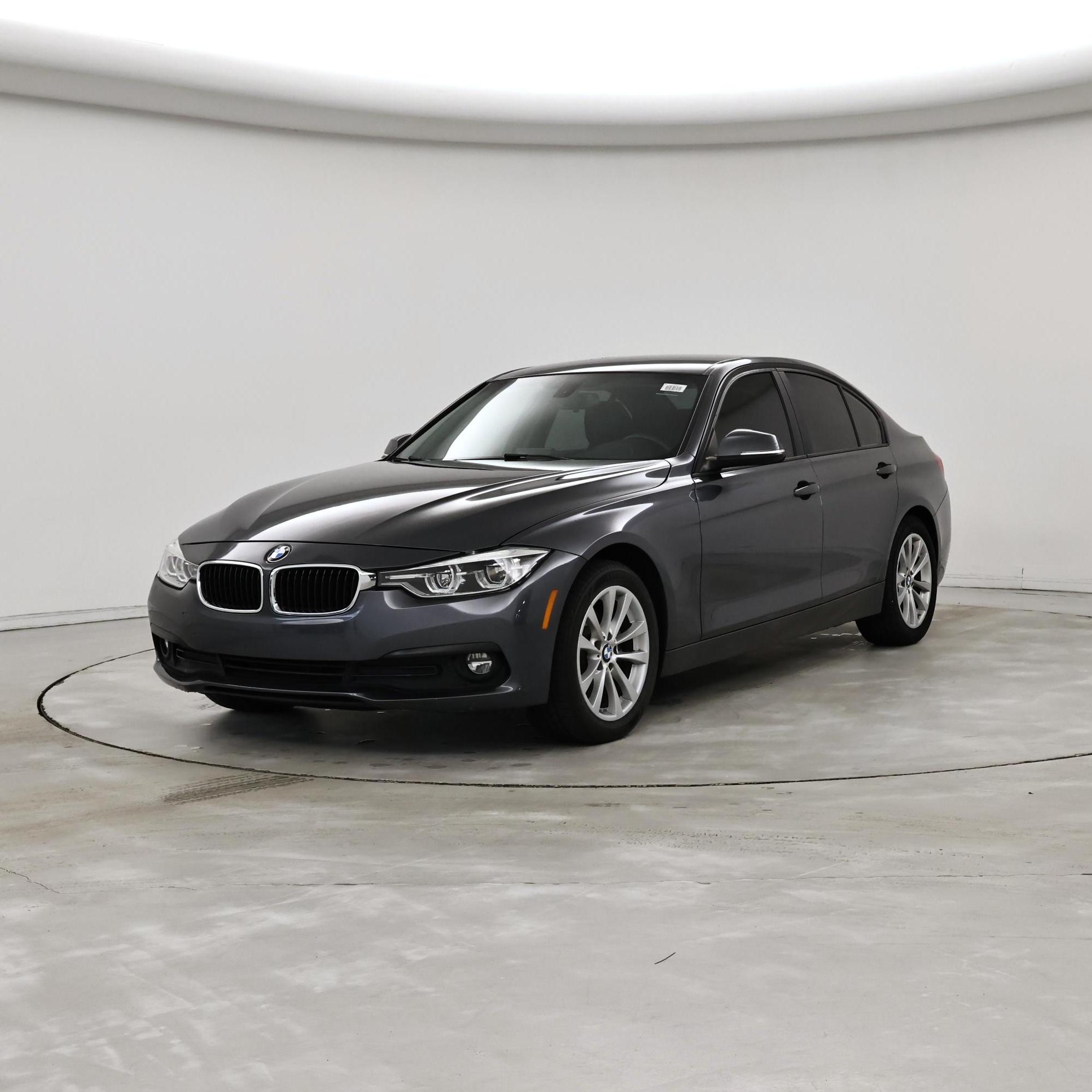 Thumbnail: 2018 BMW 3 Series - 4